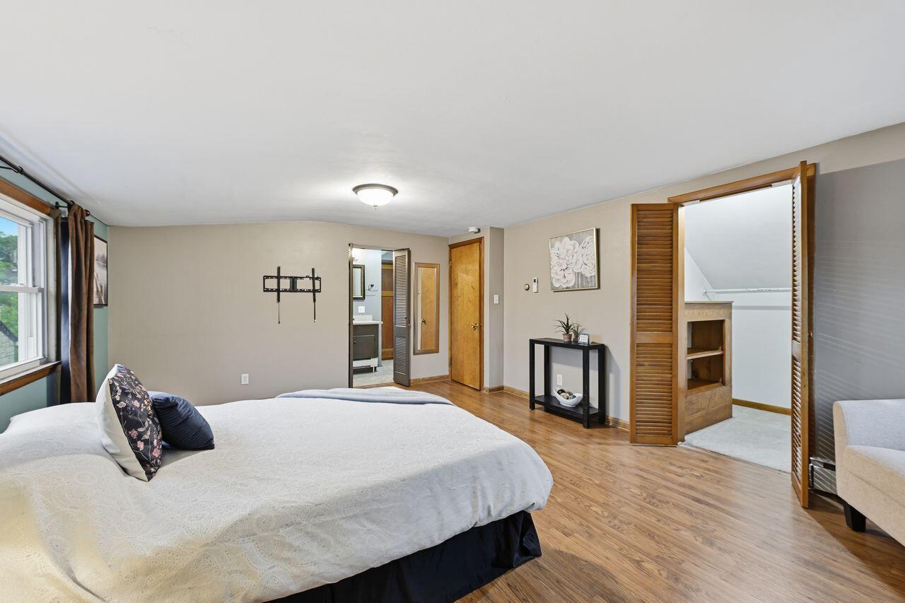 2802 S 47th STREET