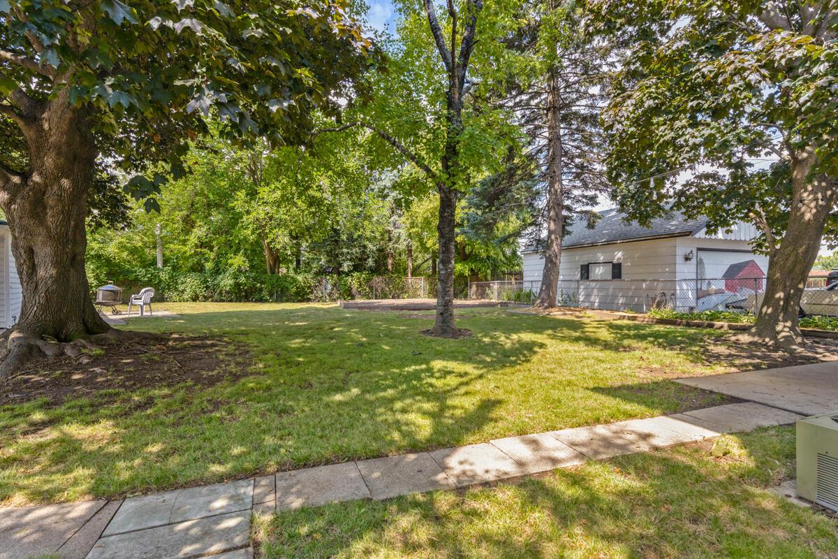 549 W Armour AVENUE 551