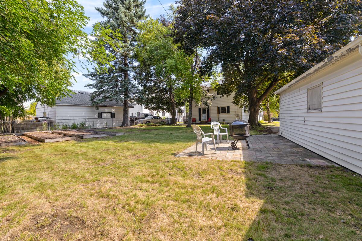 549 W Armour AVENUE 551