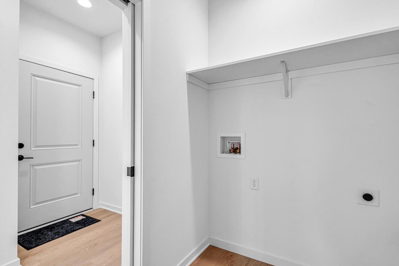 2615 N 7th STREET