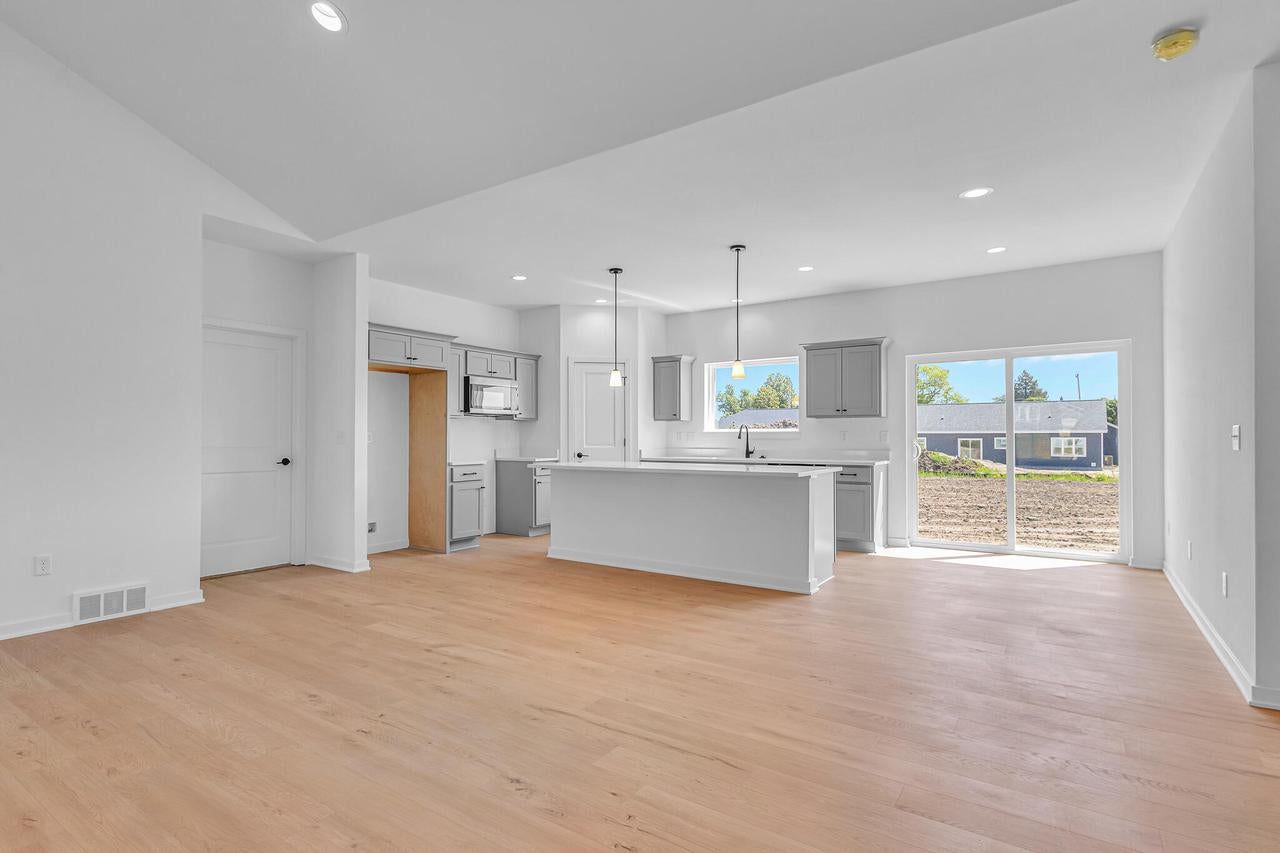2615 N 7th STREET