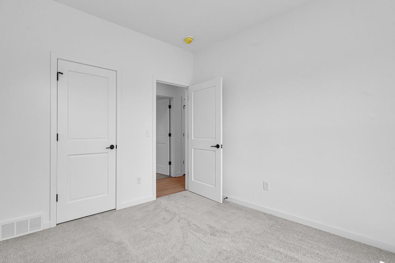 2615 N 7th STREET