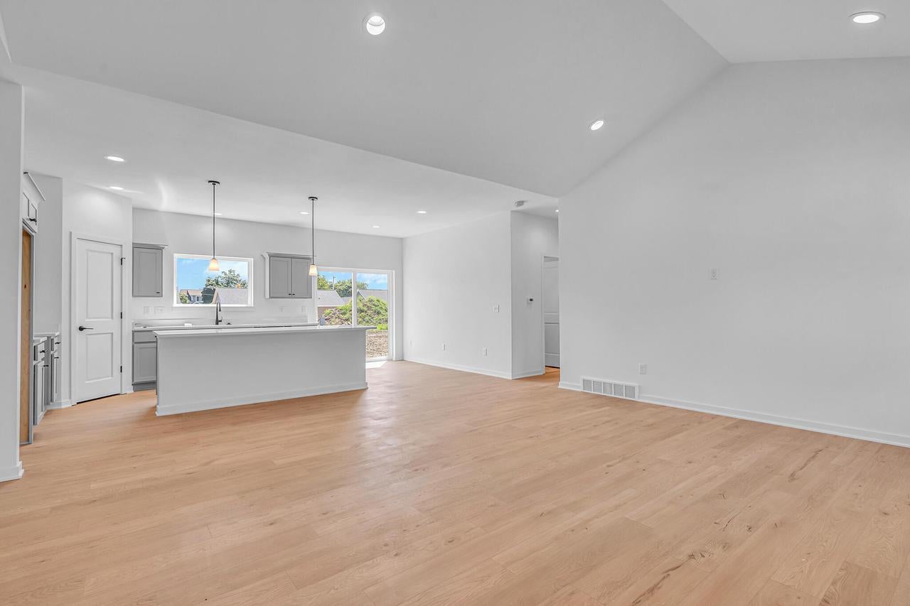 2615 N 7th STREET