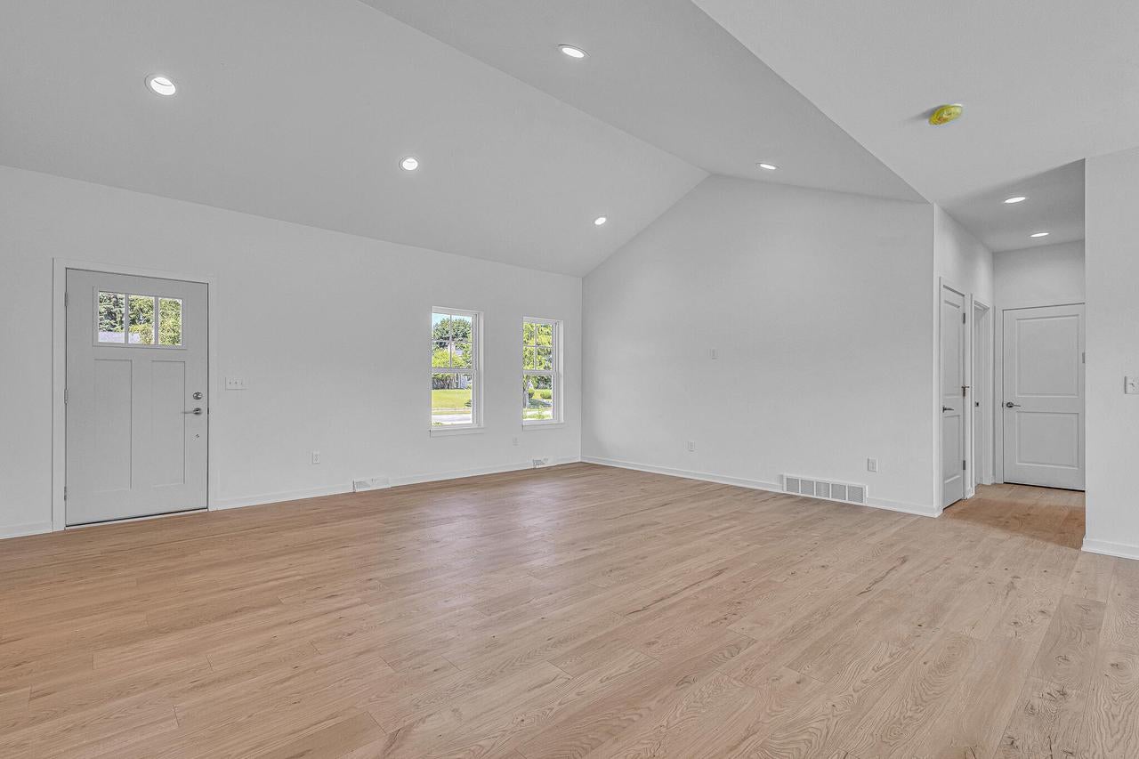 2607 N 7th STREET