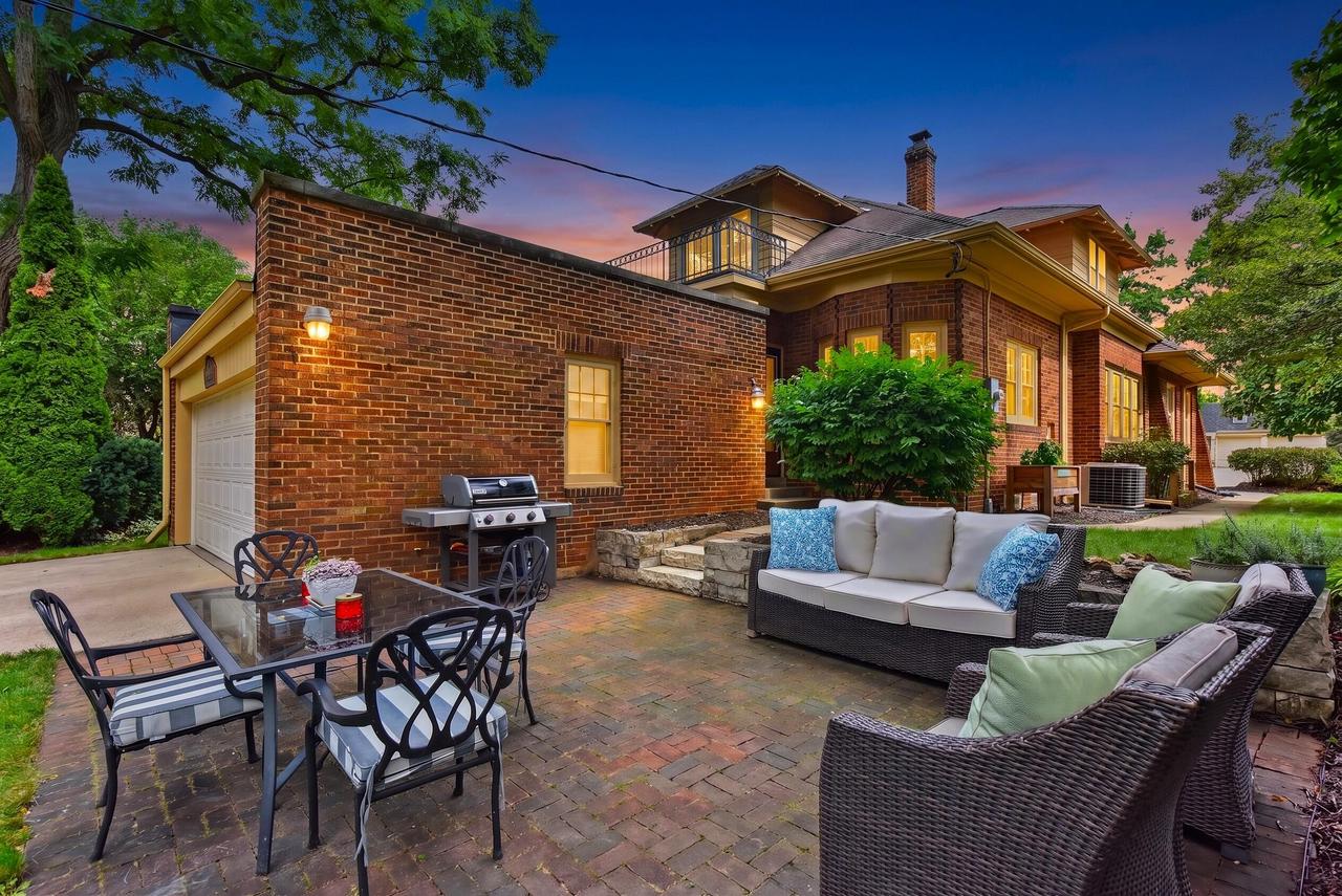 6131 Washington CIRCLE