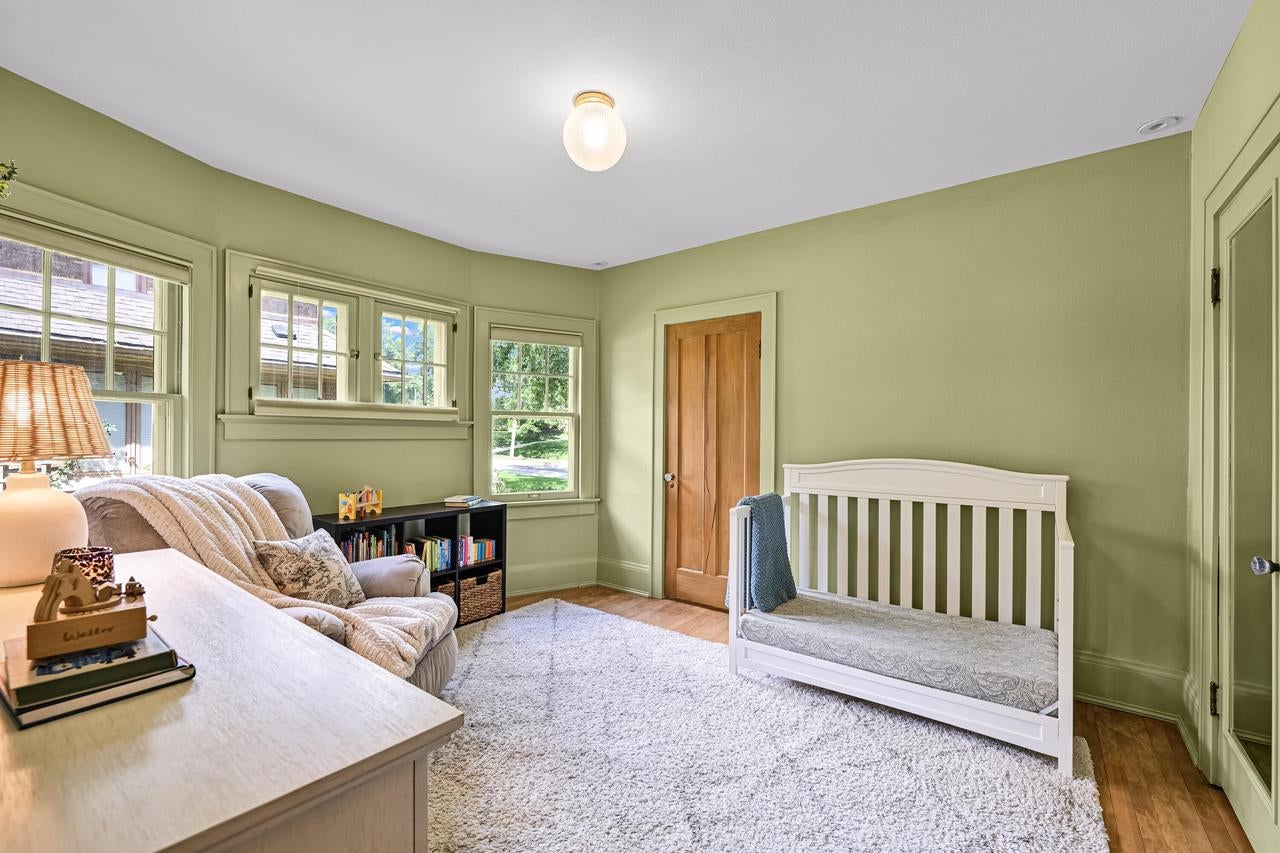 6131 Washington CIRCLE