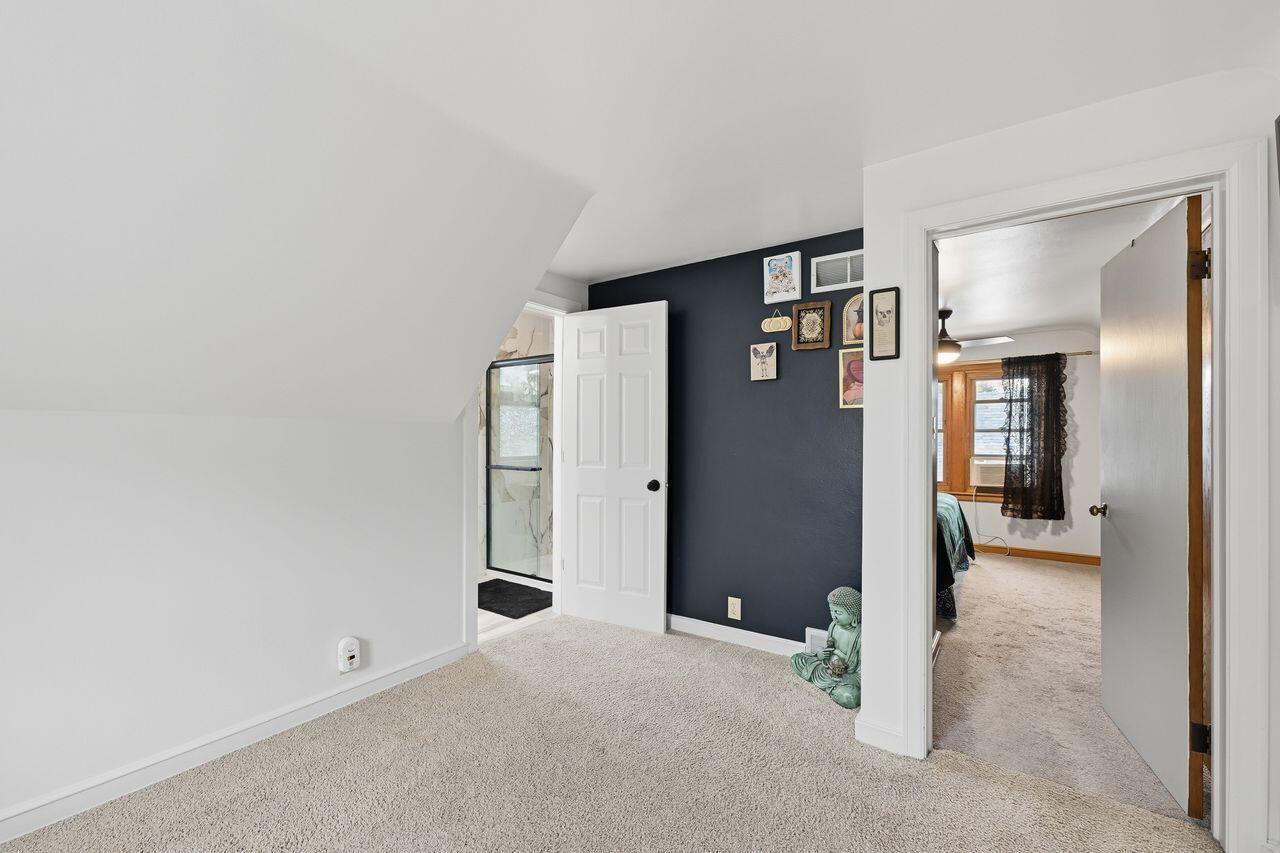 2823 S 85th STREET