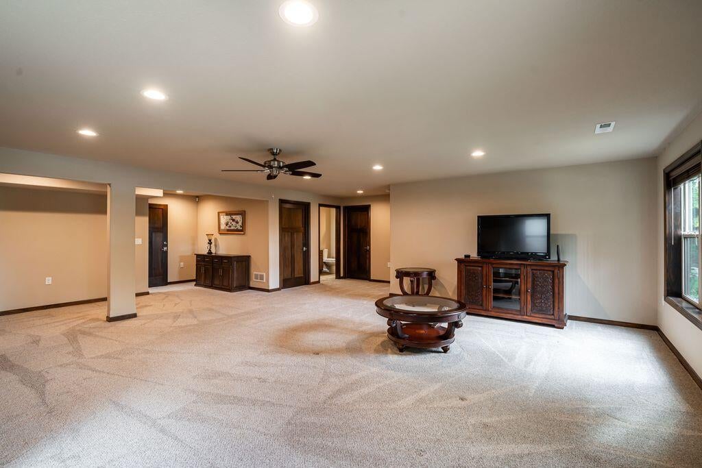 3417 Walnut TRAIL
