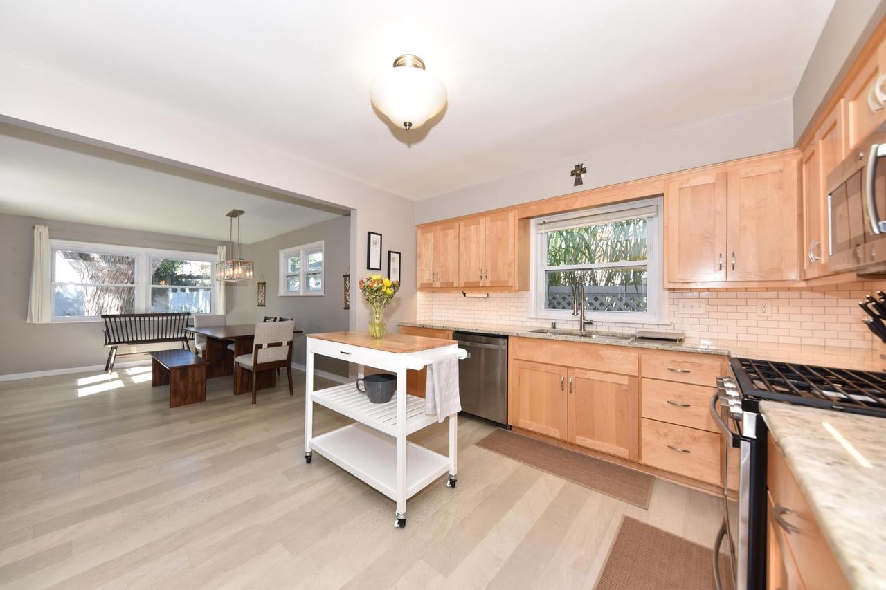 3429 N 95th STREET