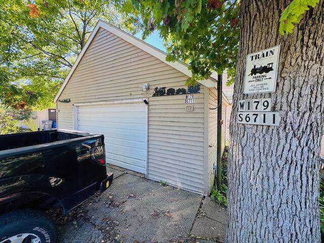 W179S6711 Muskego DRIVE