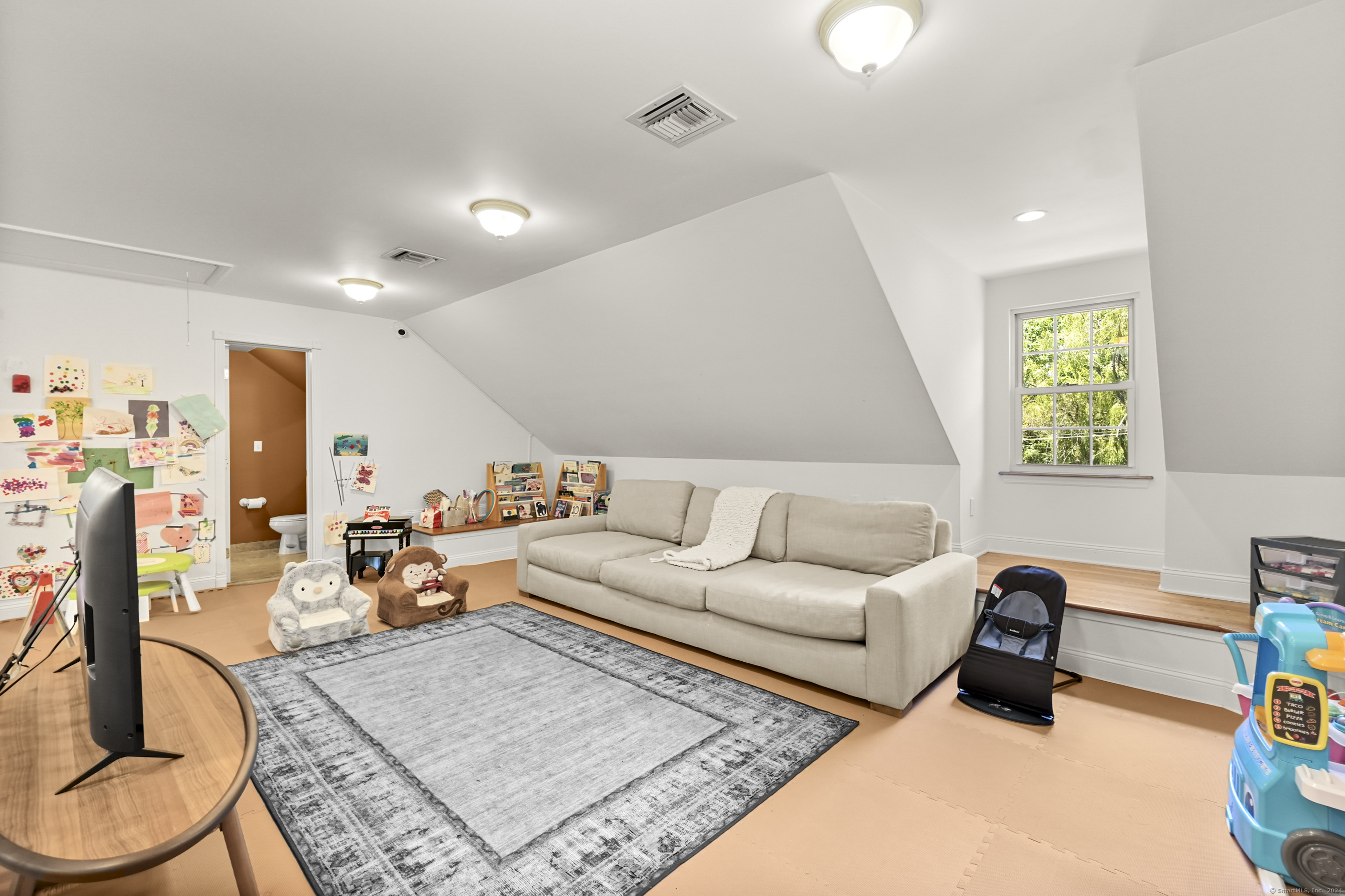 41 Deerwood Manor