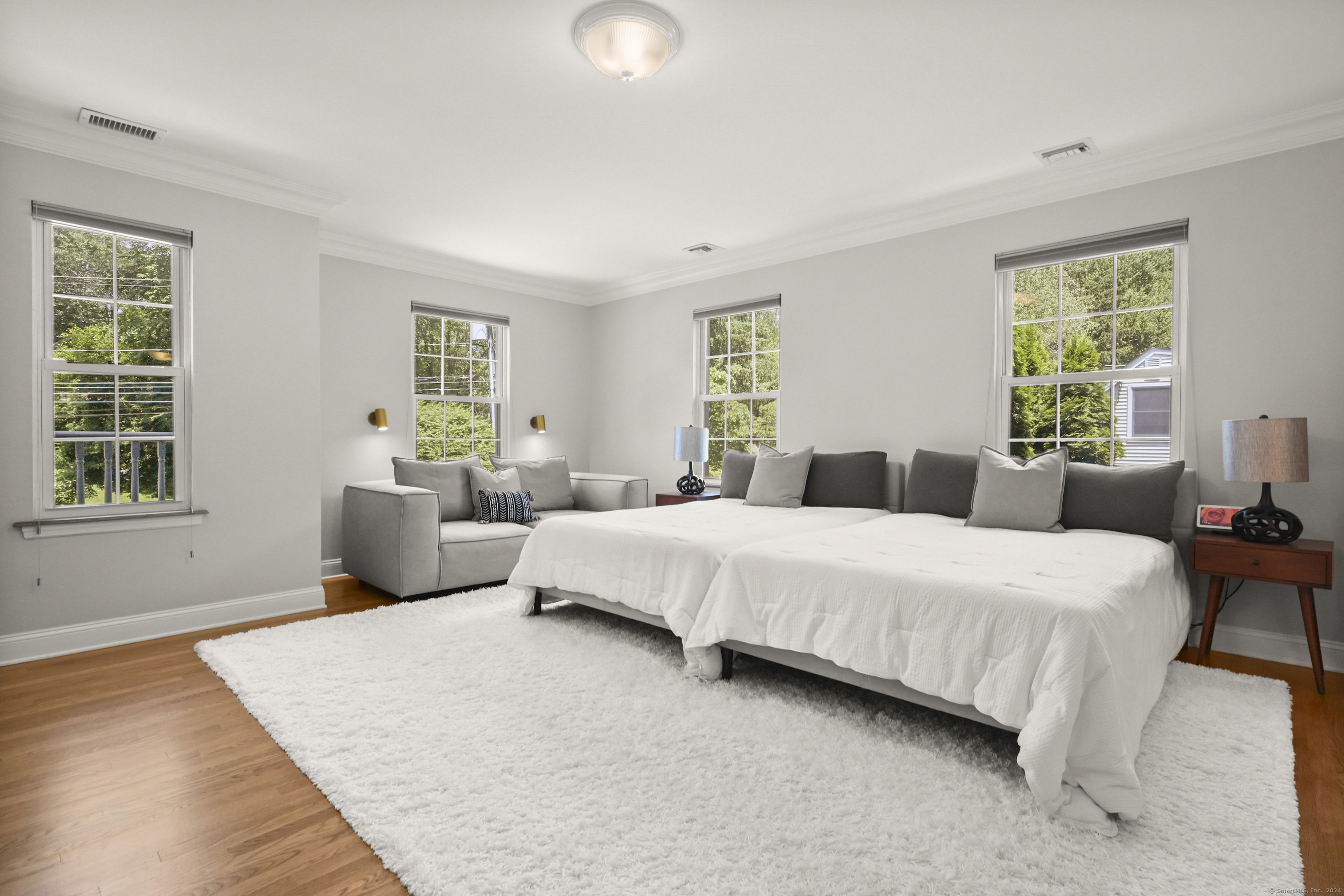 41 Deerwood Manor