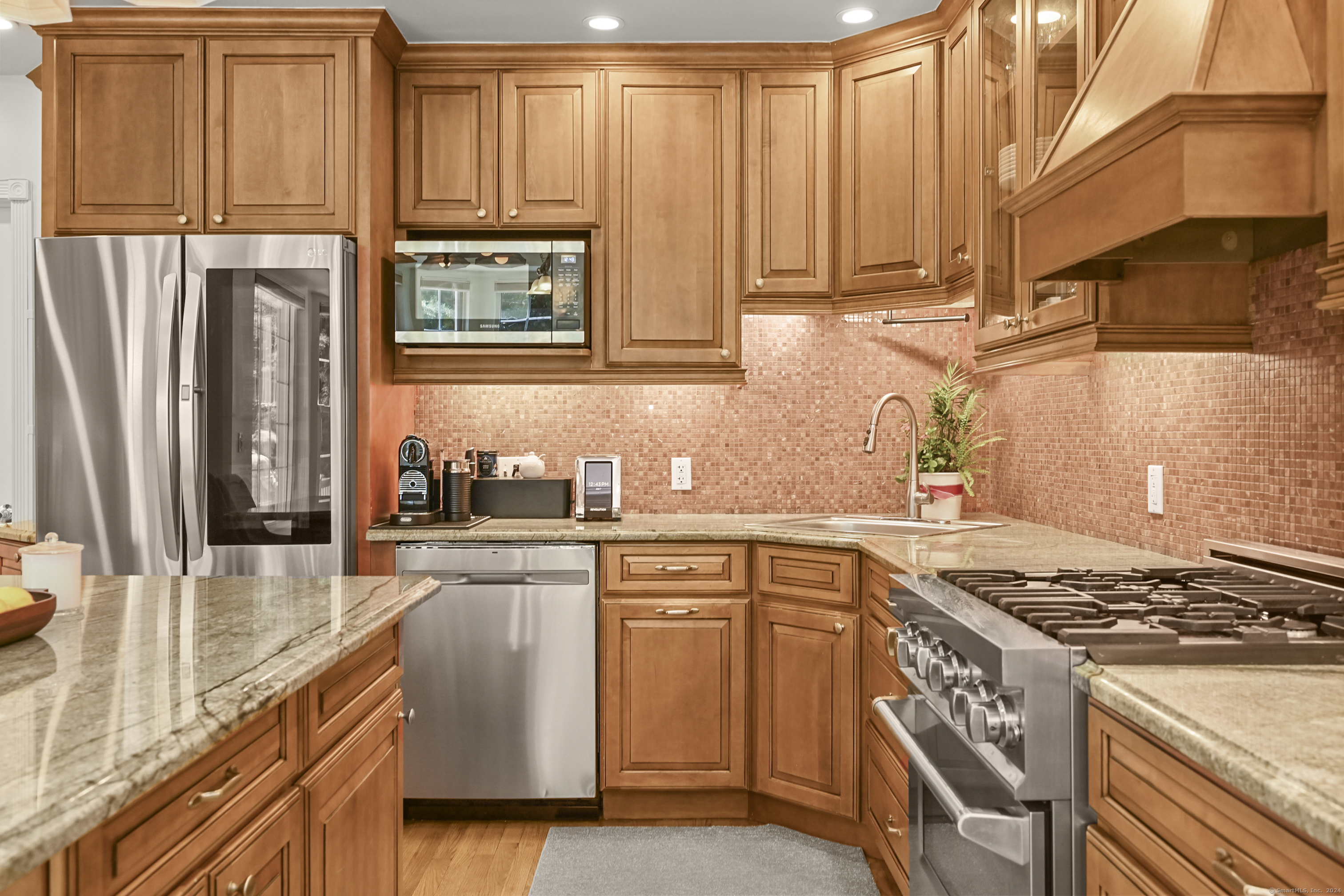 41 Deerwood Manor