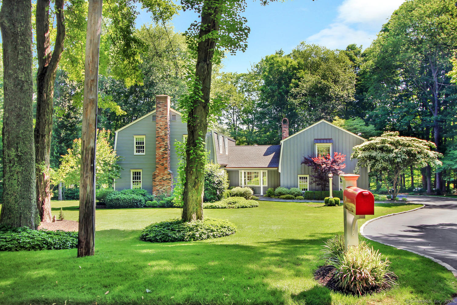 50 Hemlock Hills Road North