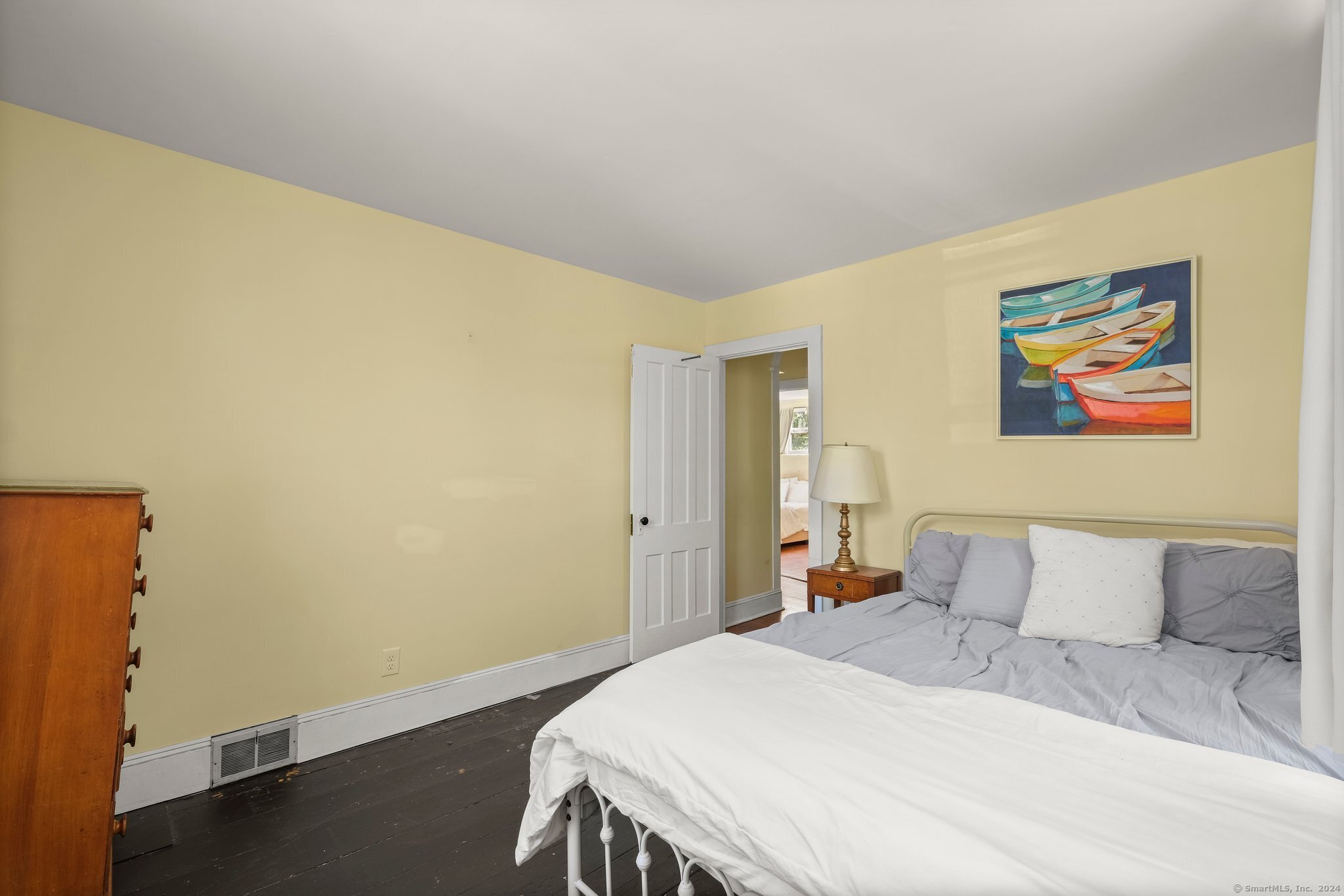 1565 Main Street