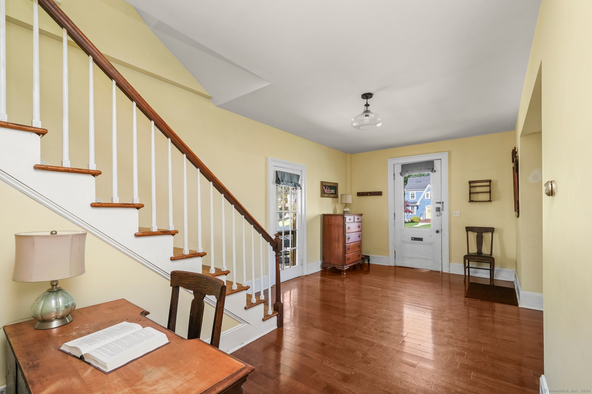 1565 Main Street