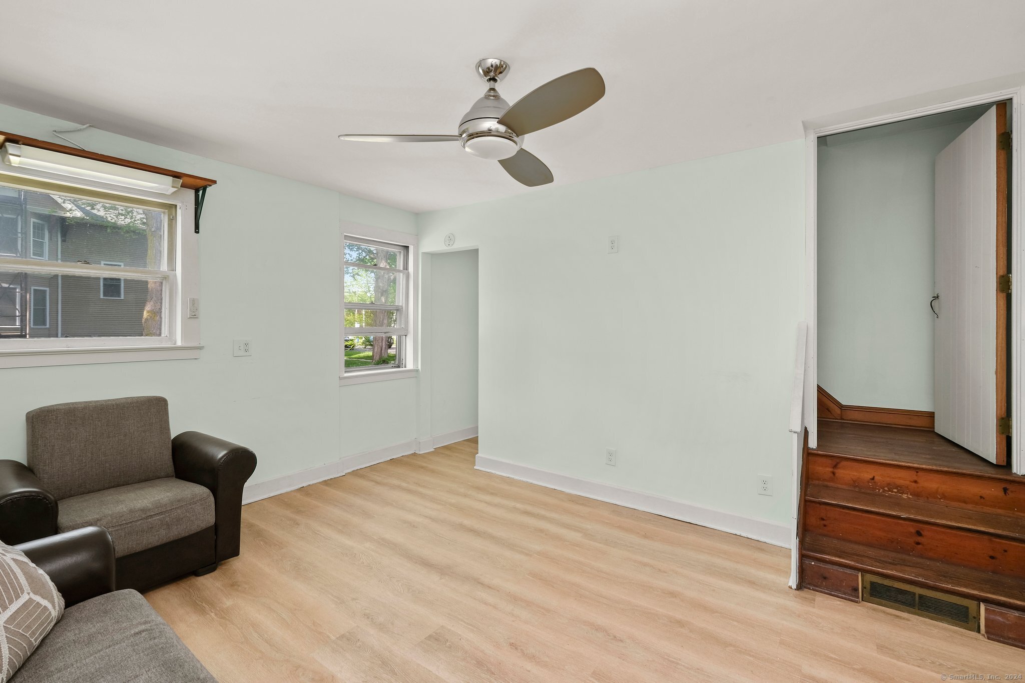 1565 Main Street