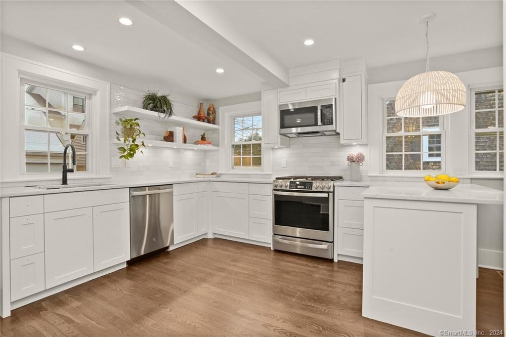 208 Reef Road