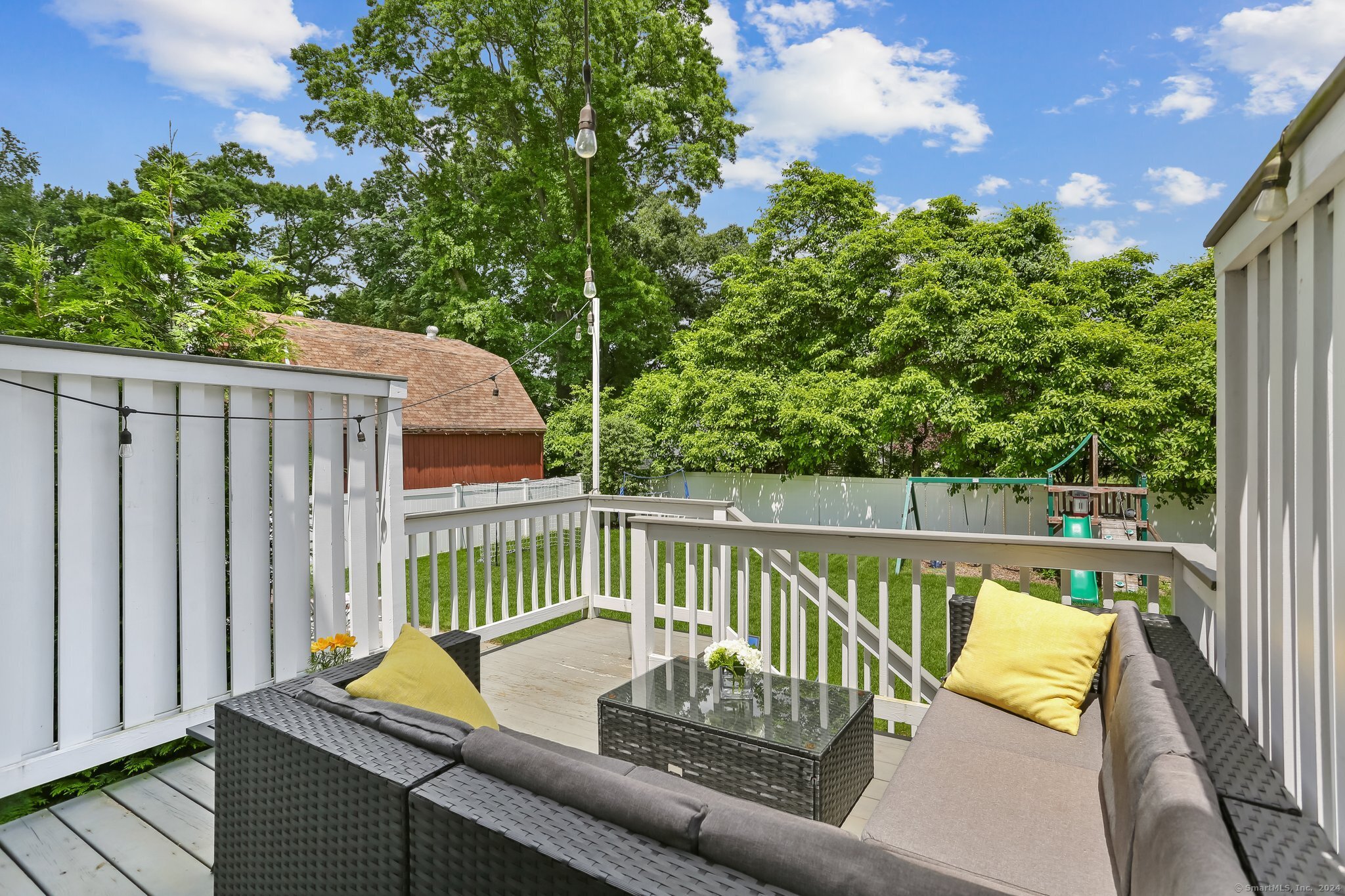 77 Forest Avenue 77
