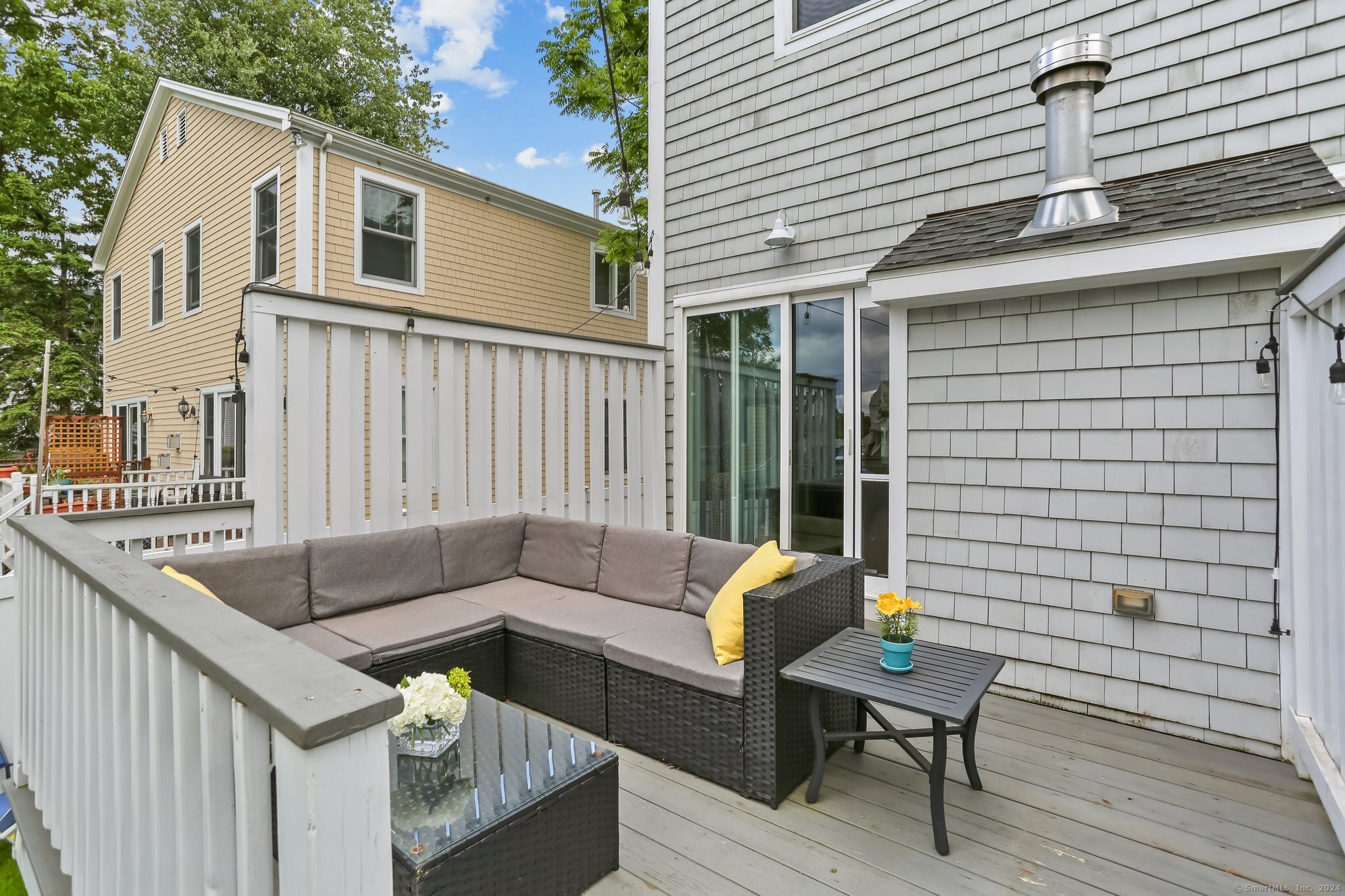 77 Forest Avenue 77