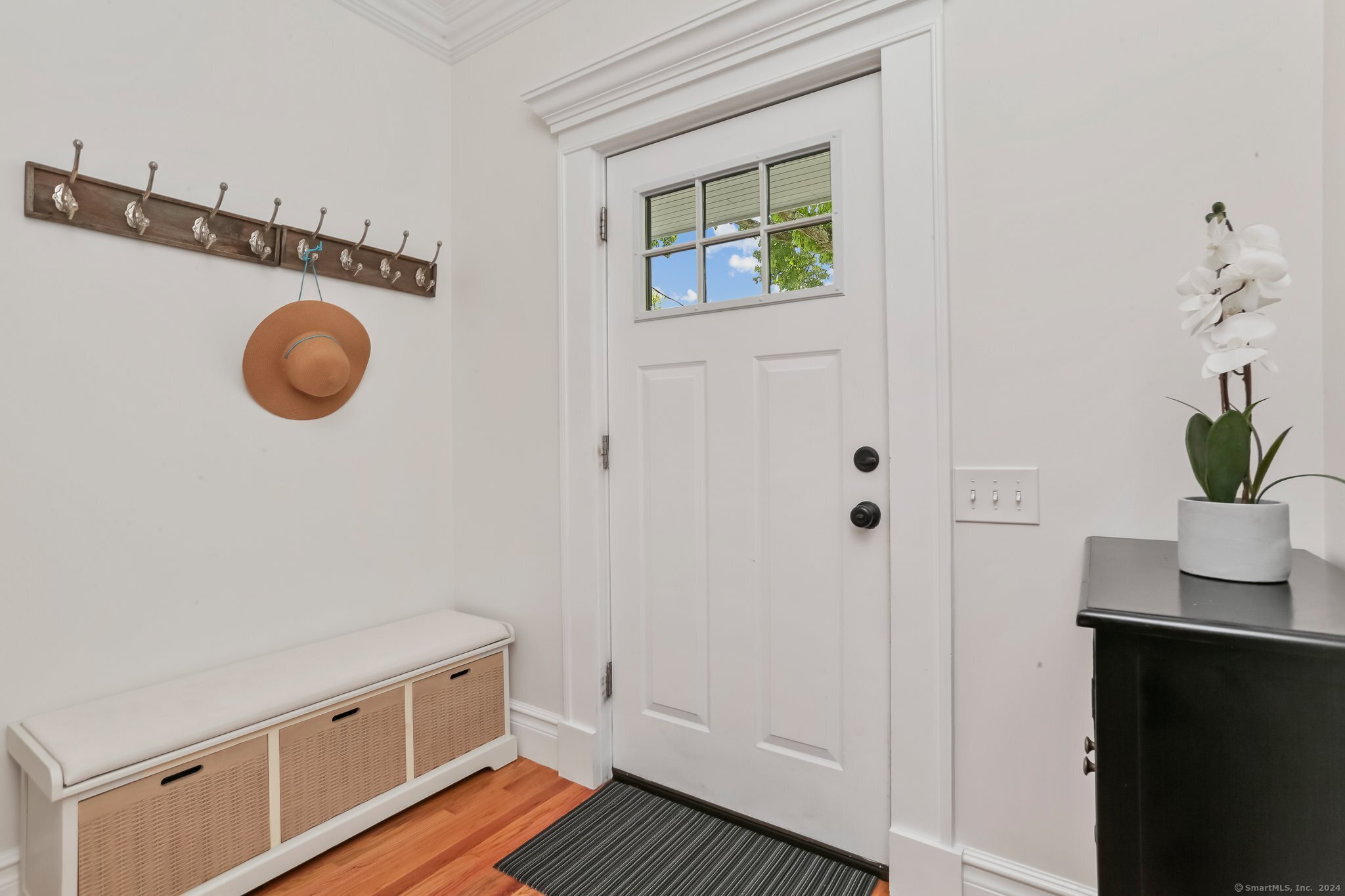 77 Forest Avenue 77