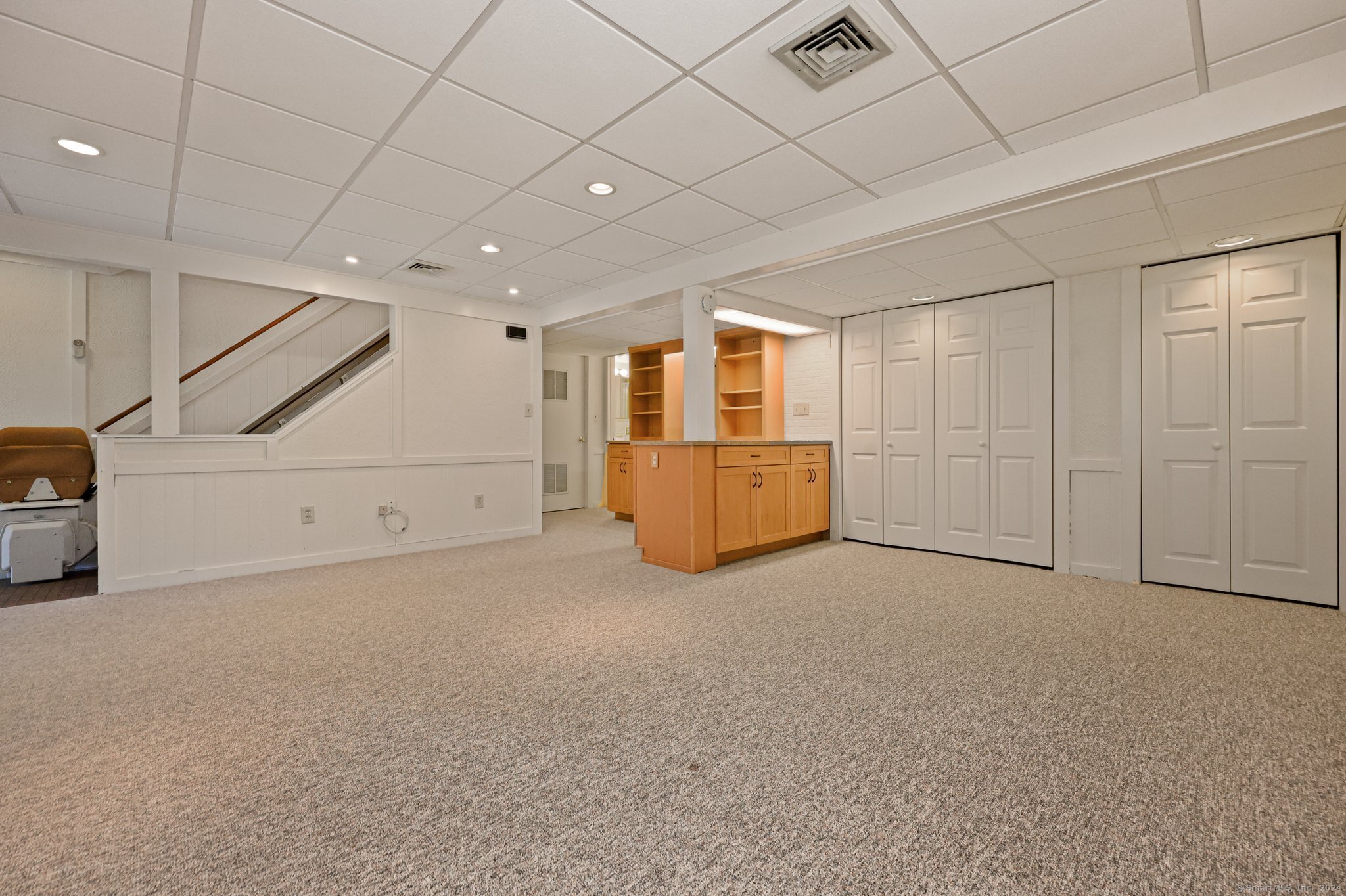 627 Onondaga Lane B