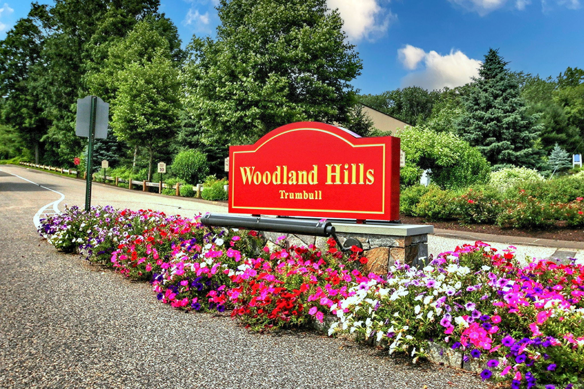 1104 Woodland Hills Drive 1104