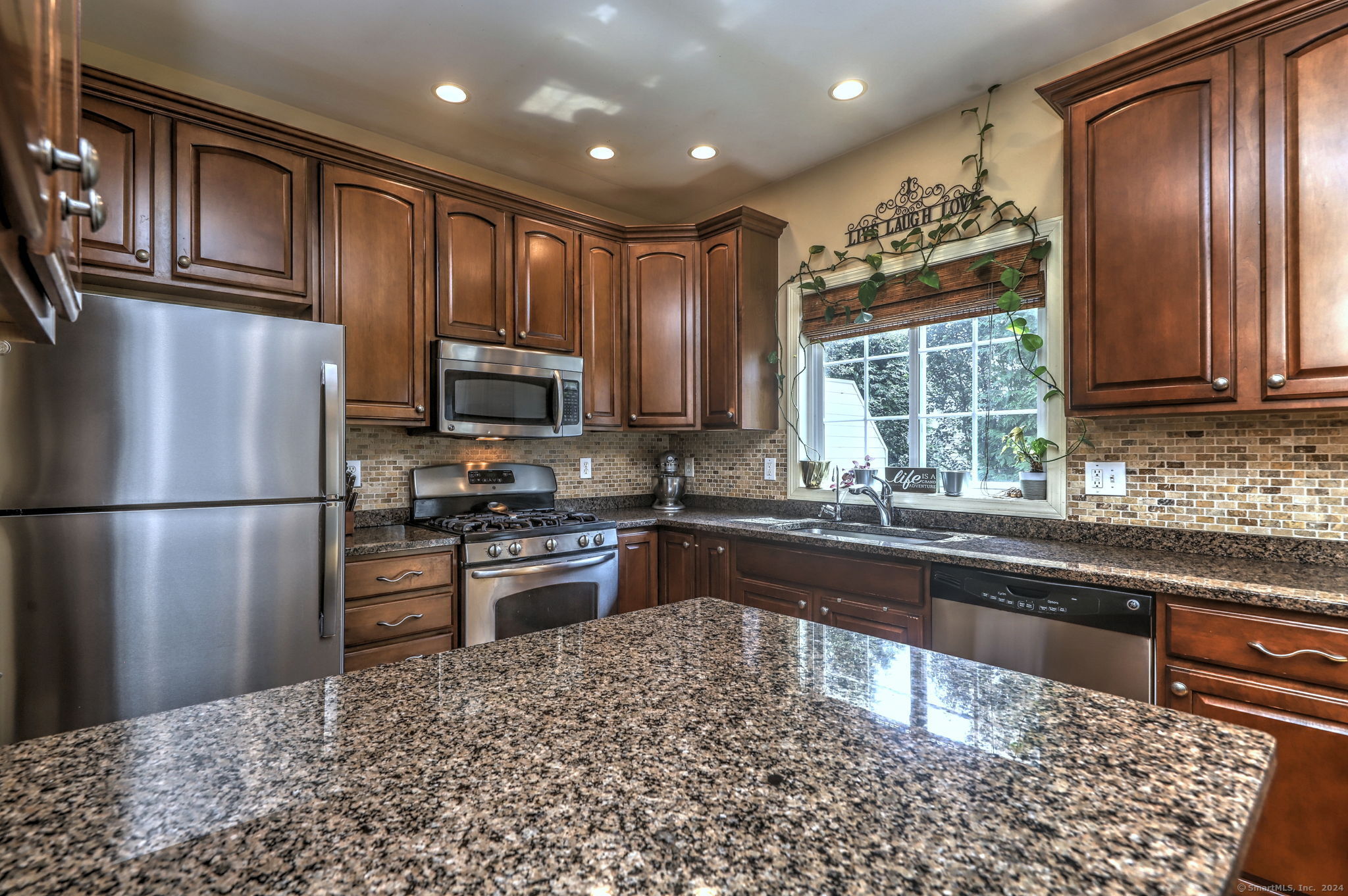 1104 Woodland Hills Drive 1104