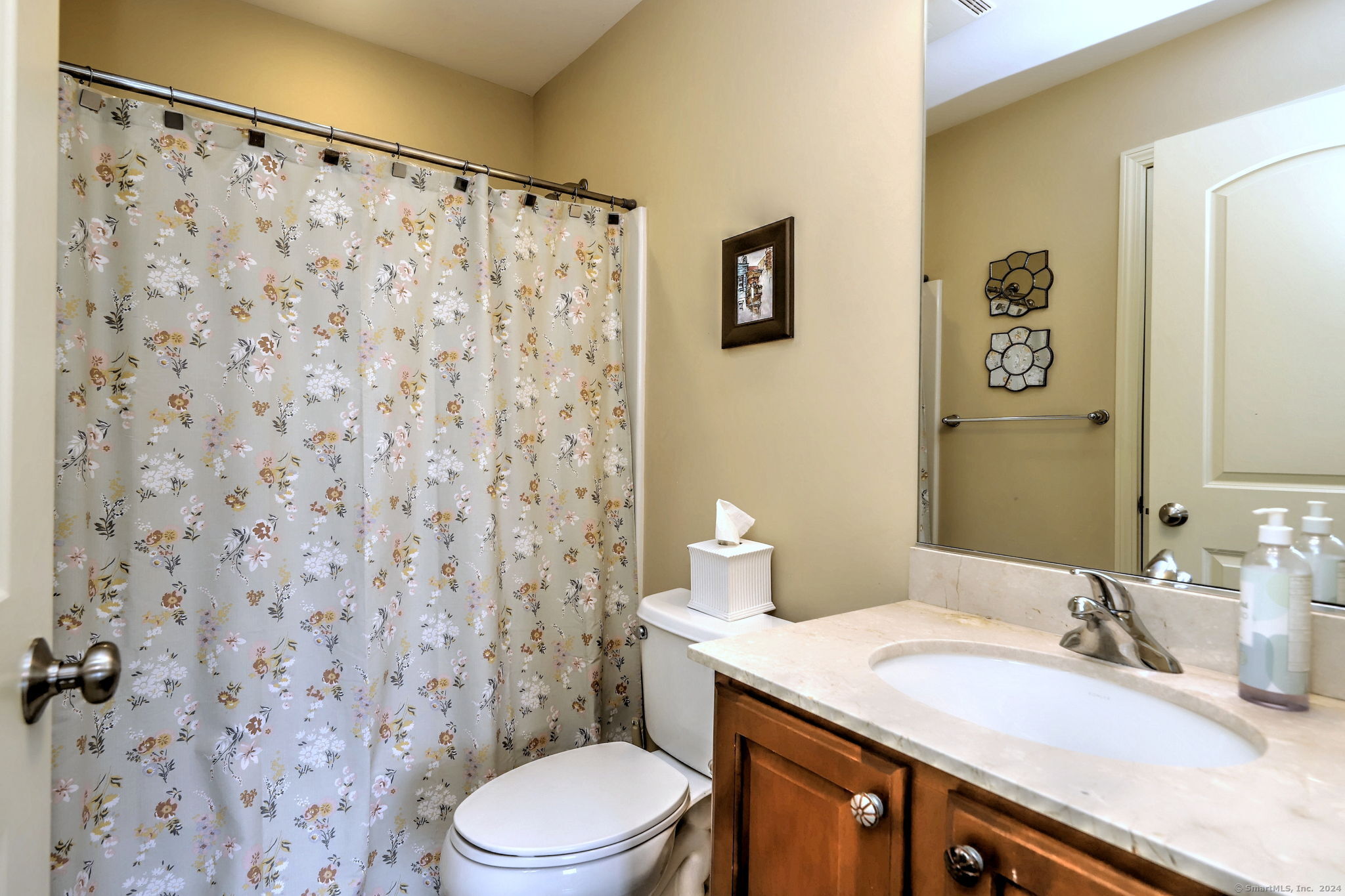 1104 Woodland Hills Drive 1104