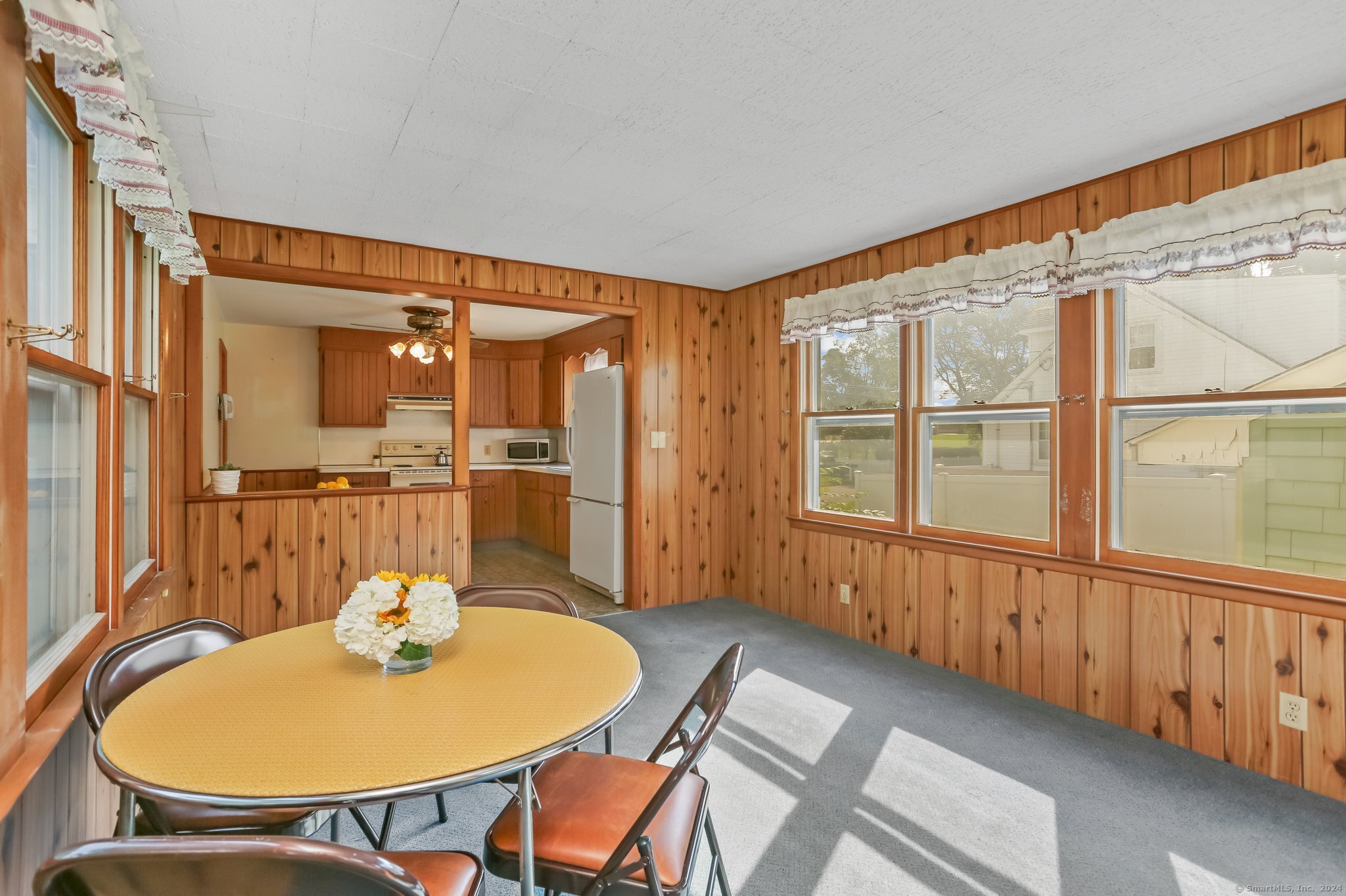 242 Valleyview Road