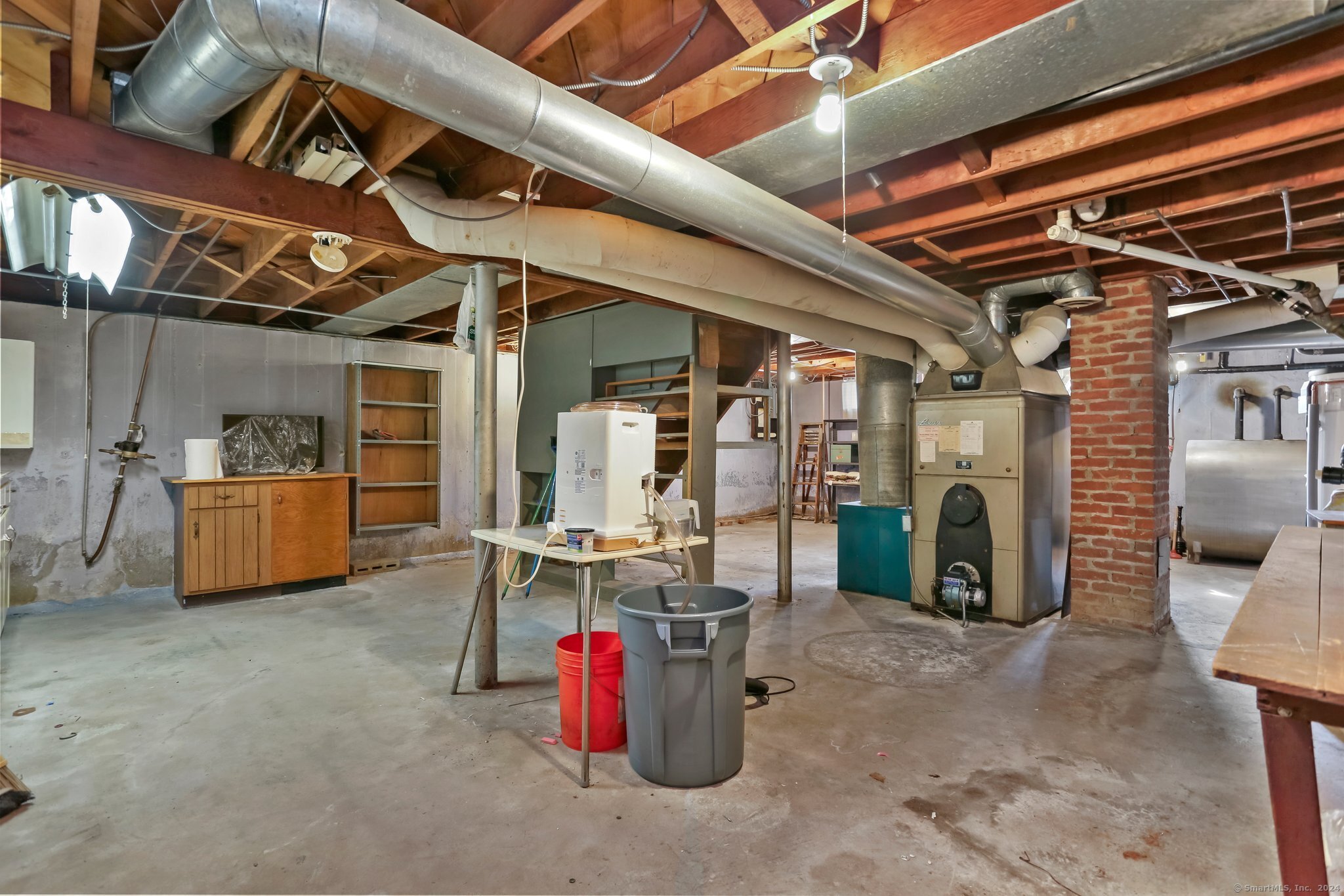 242 Valleyview Road