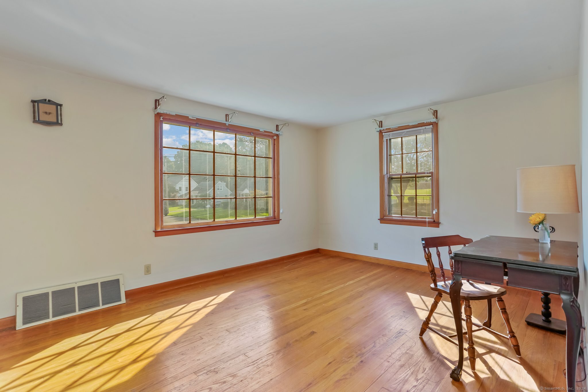 242 Valleyview Road