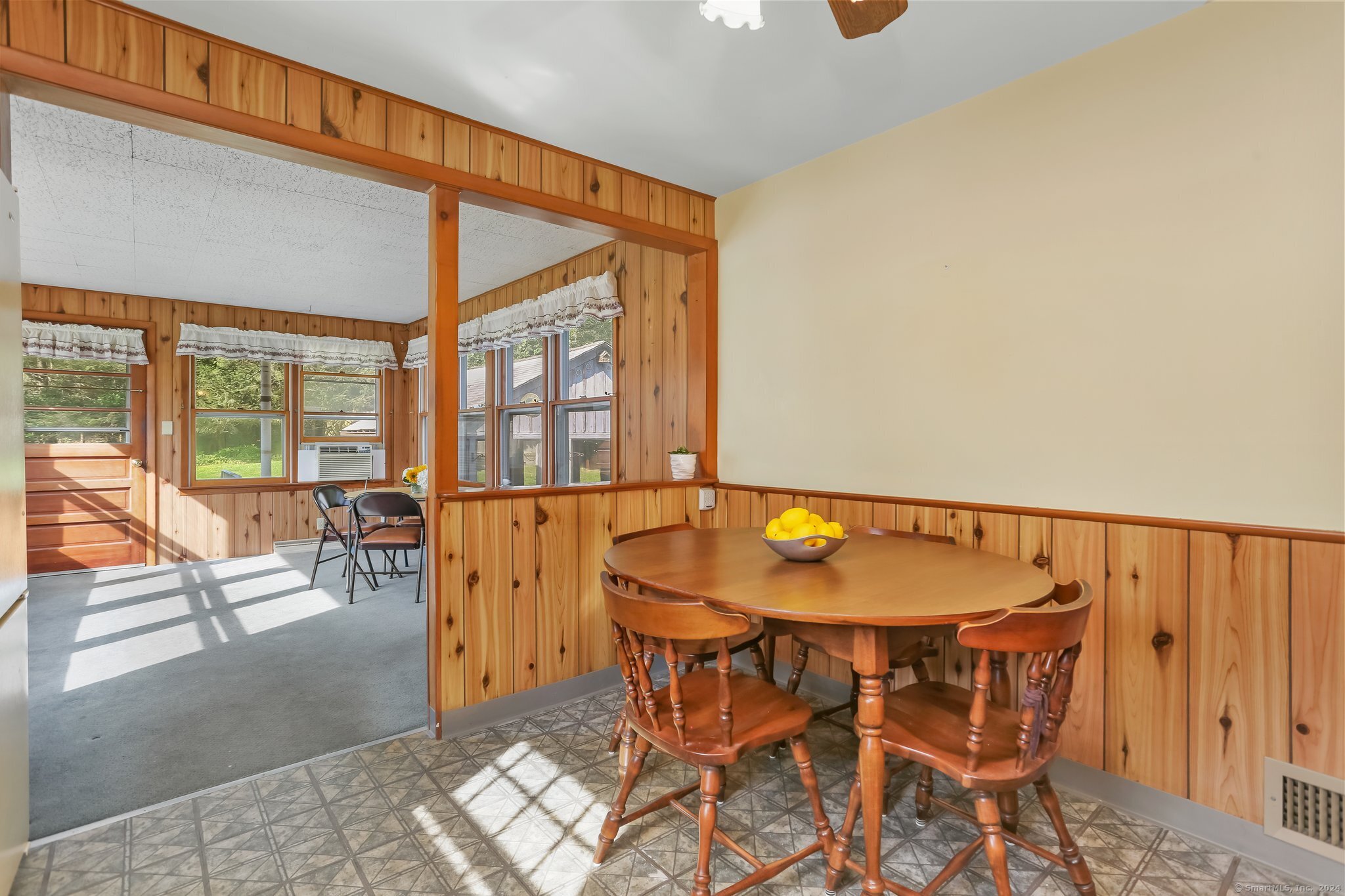 242 Valleyview Road