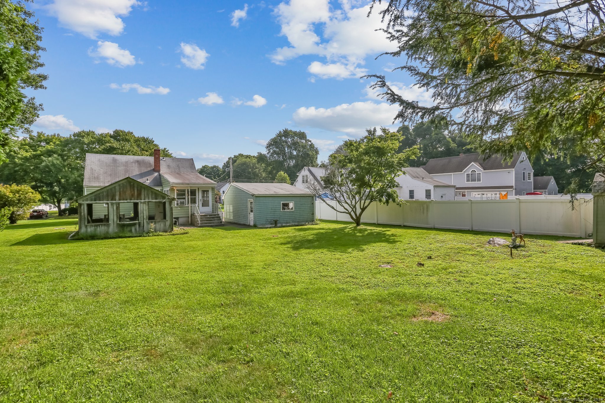 242 Valleyview Road