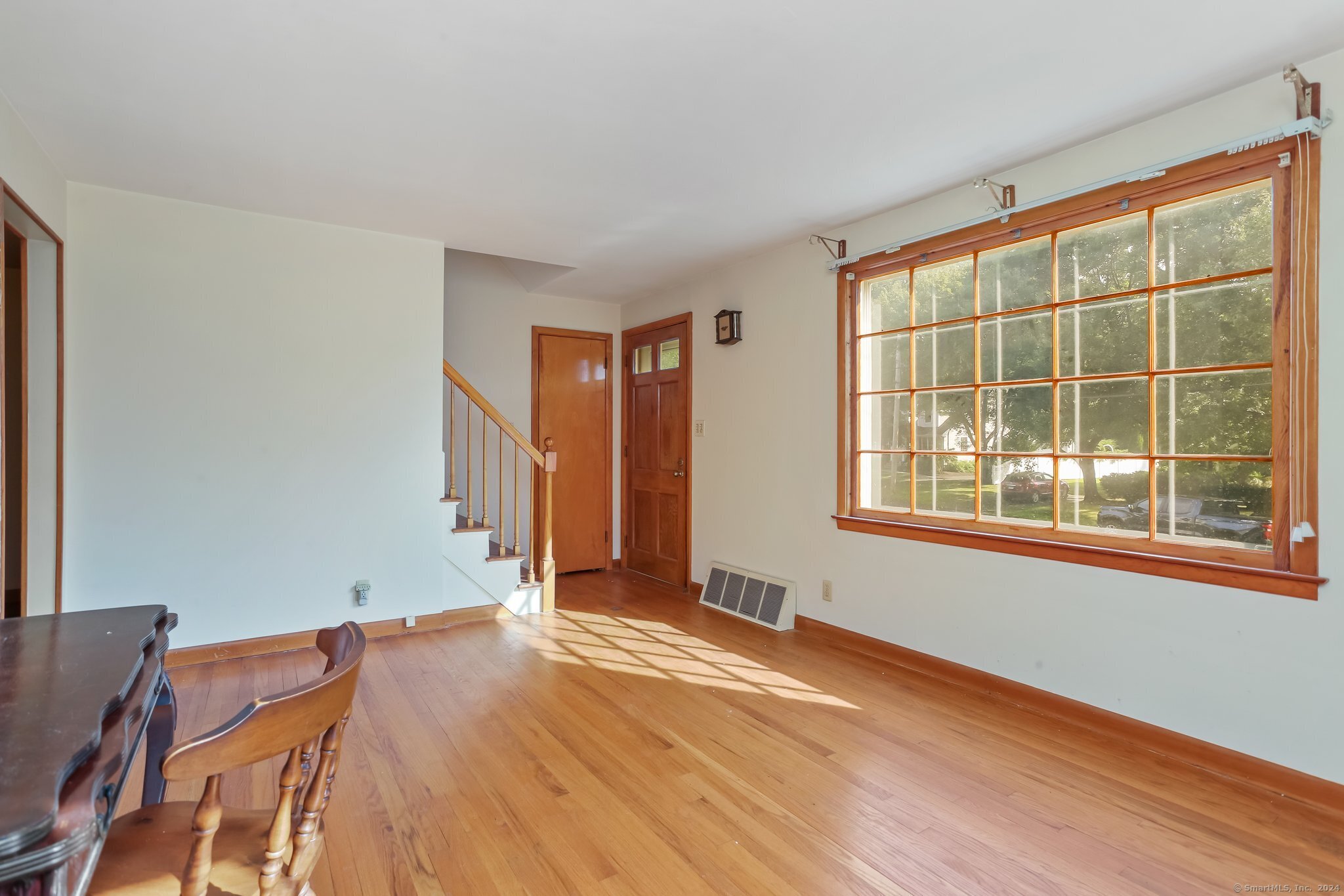 242 Valleyview Road