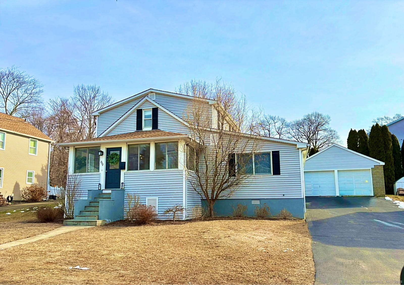 69 Whitney Avenue