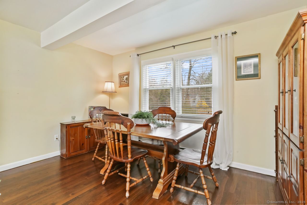 98 W Lake Road