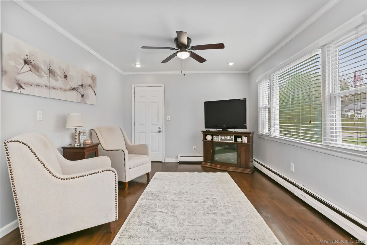 98 W Lake Road