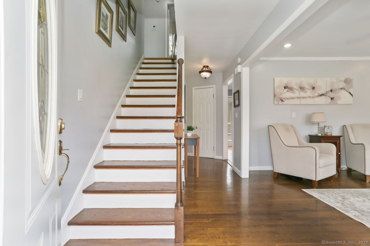 98 W Lake Road