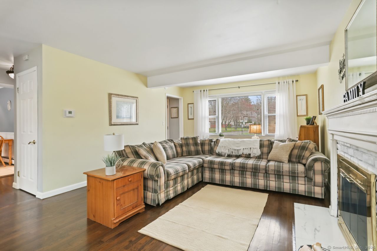 98 W Lake Road