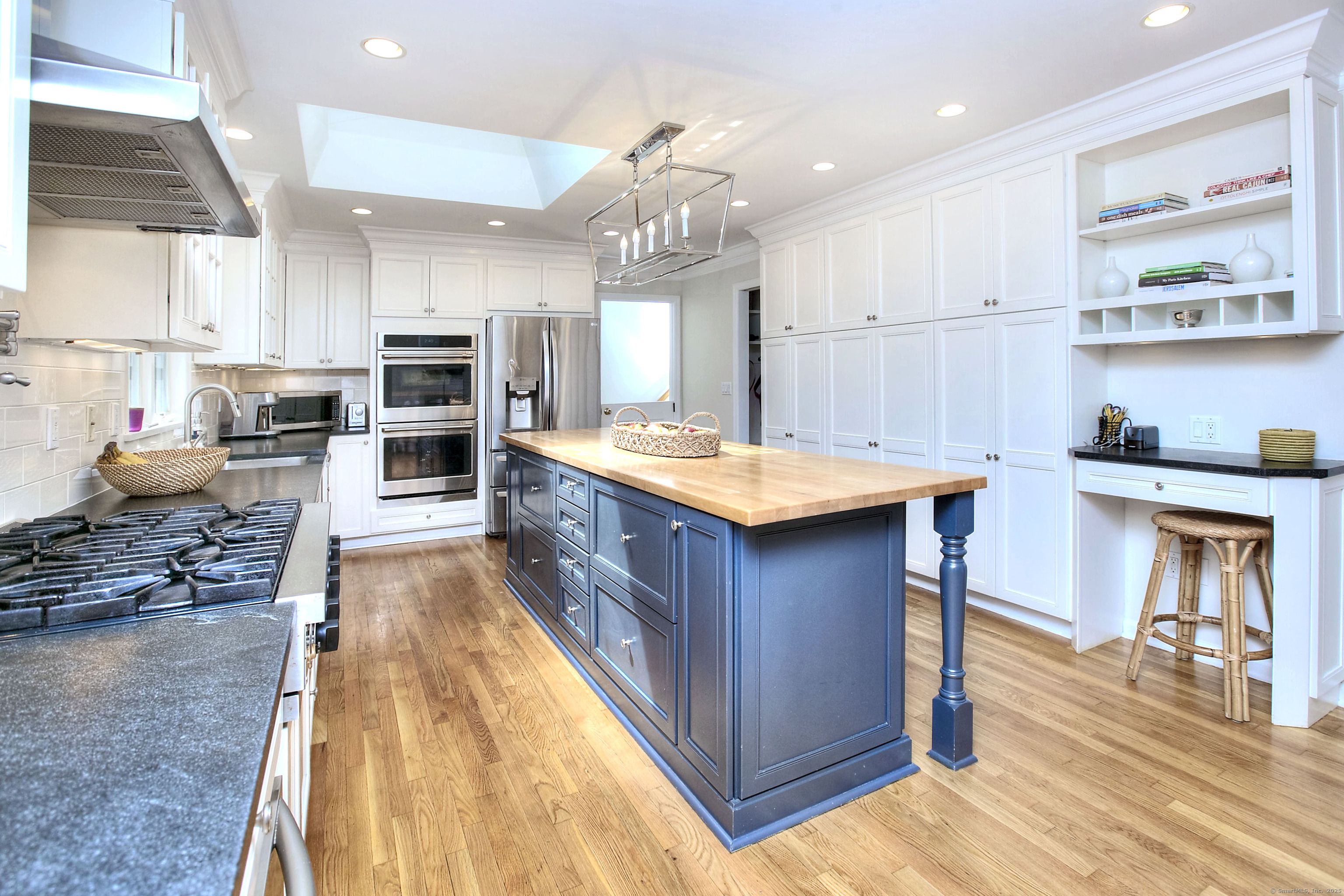 81 Grumman Hill Road