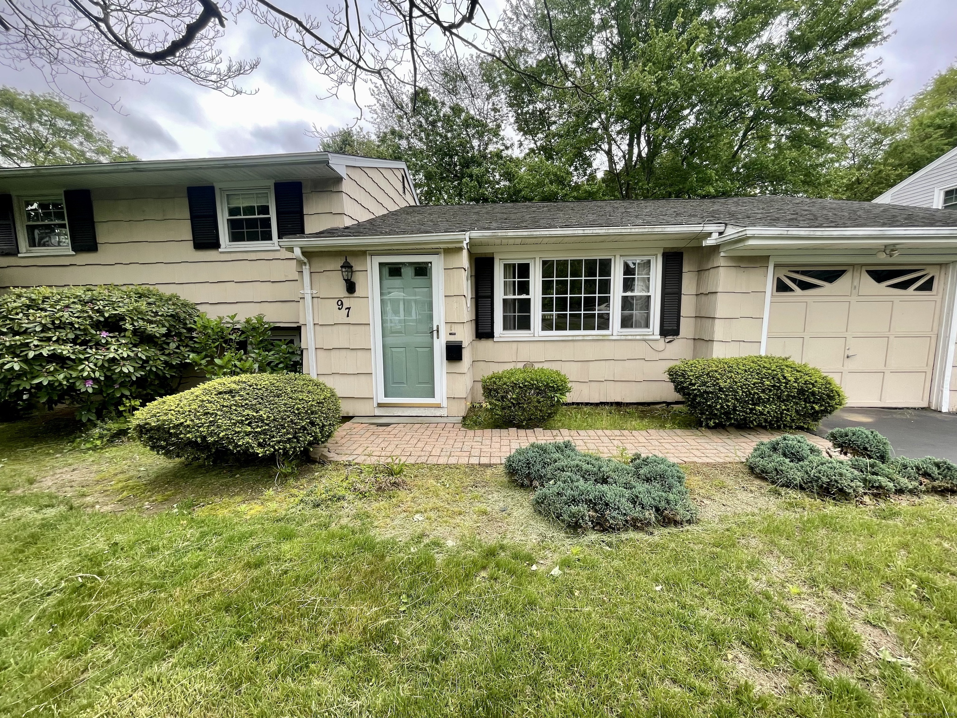 97 Pepperidge Circle