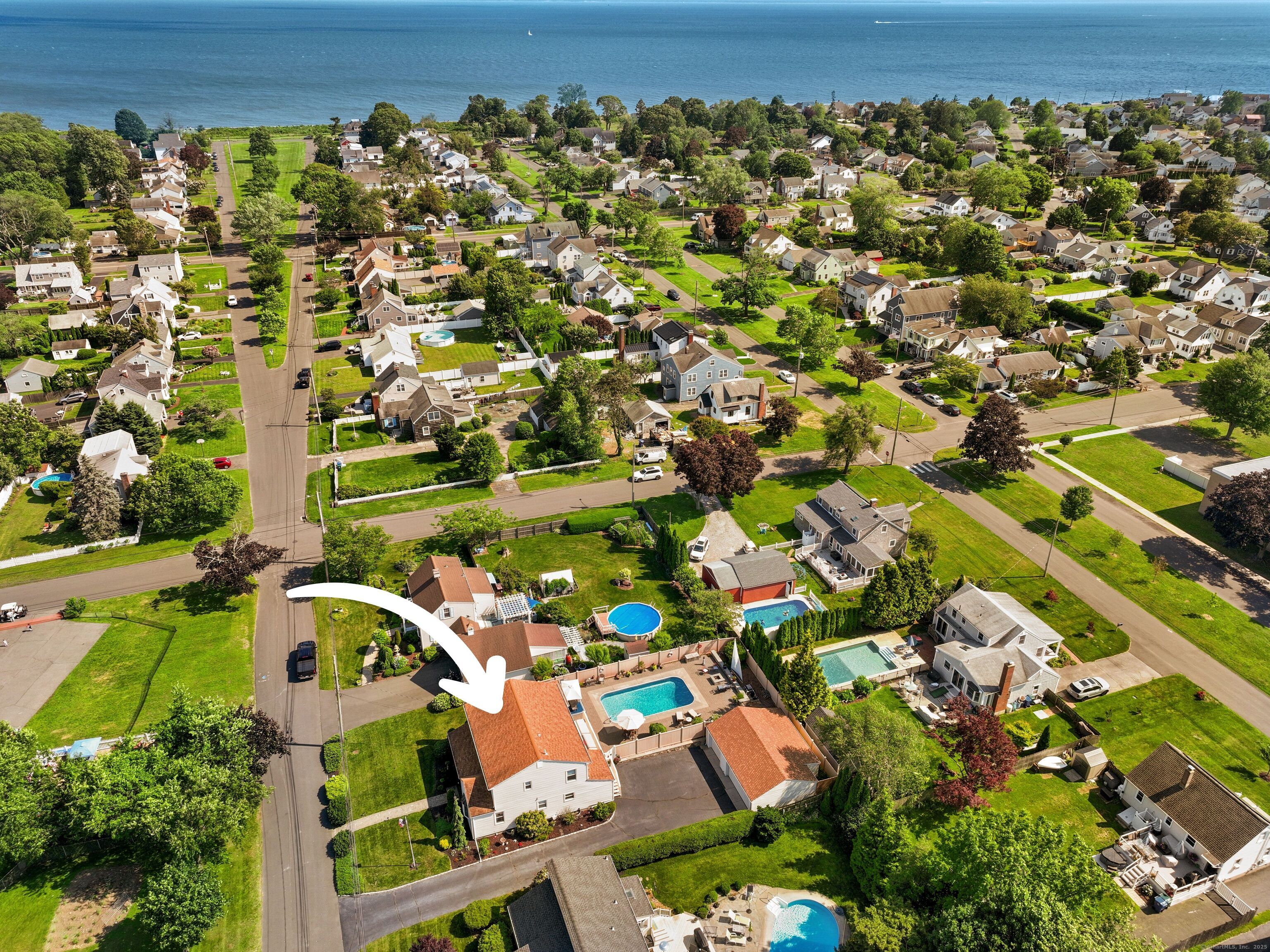 317 Victoria Lawn