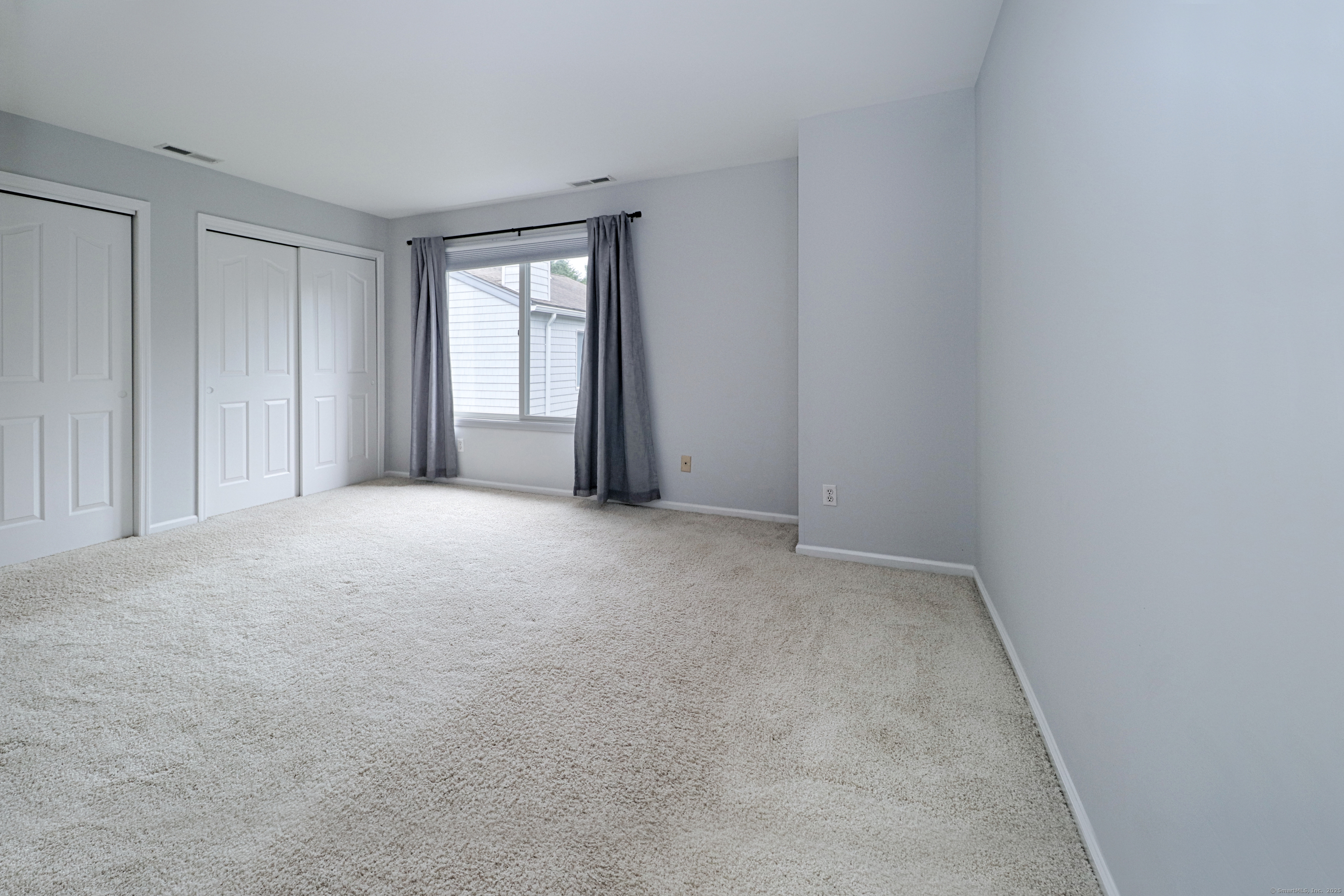 65 Wolfpit Avenue APT 2B