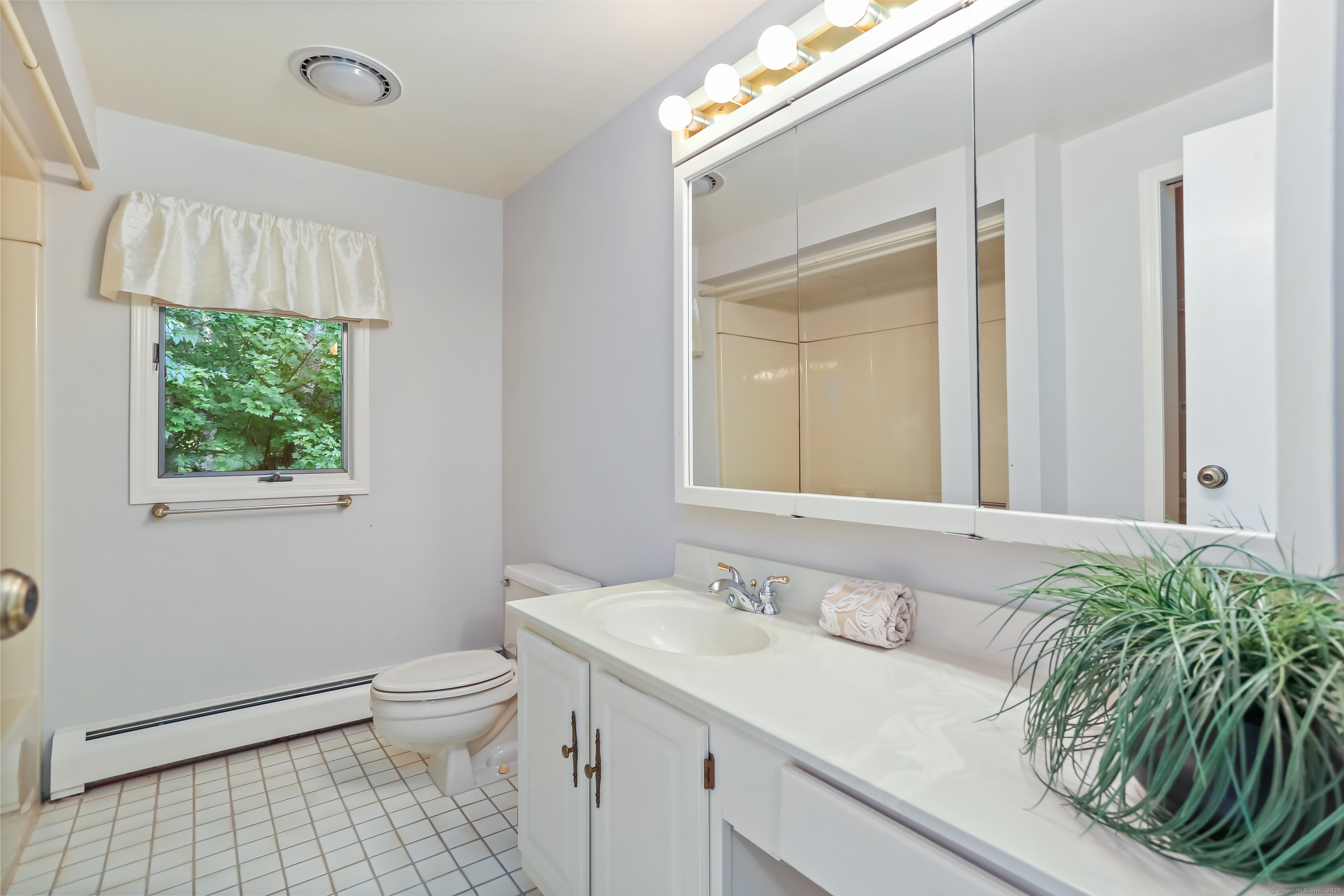 89 Cranbury Drive