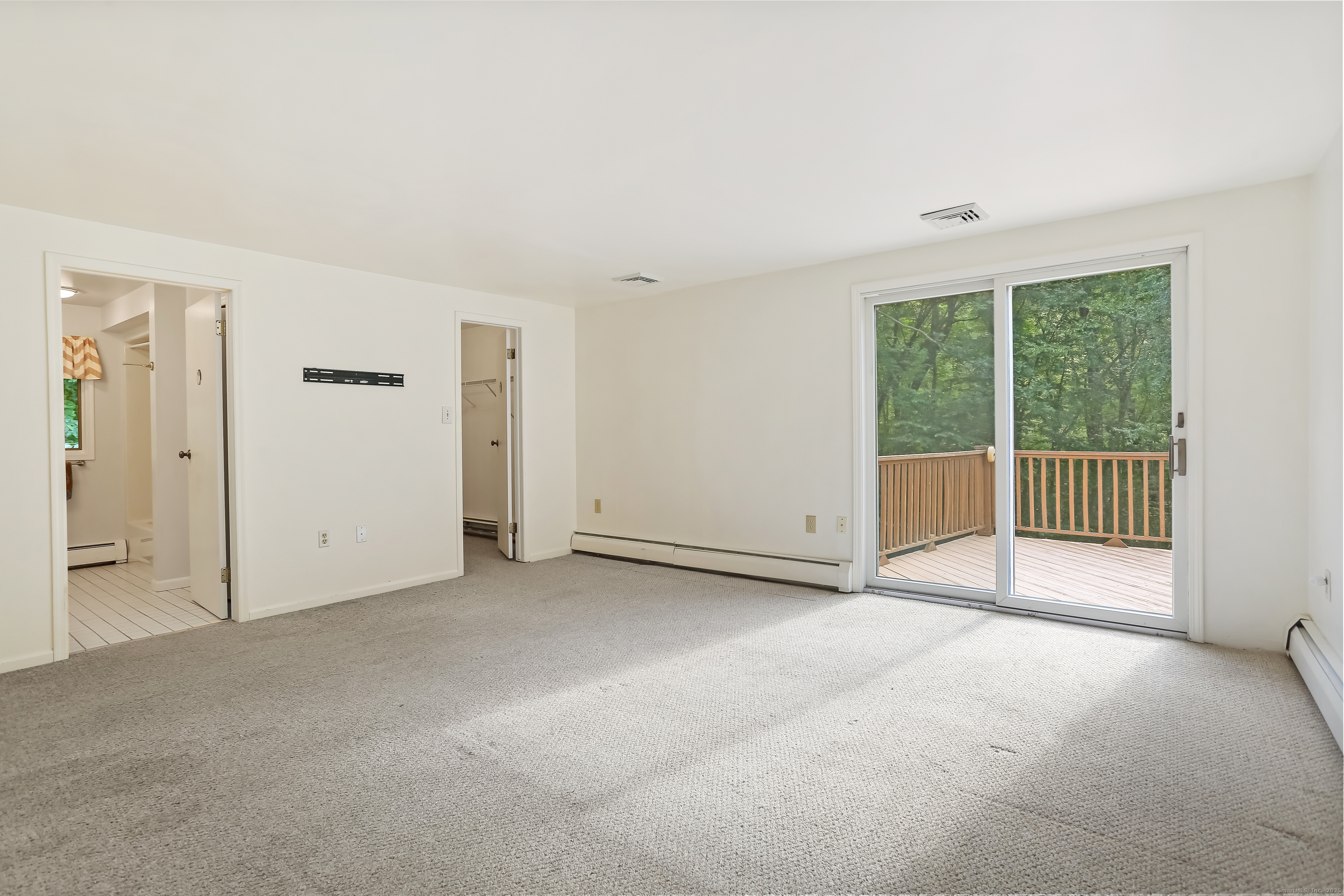 89 Cranbury Drive