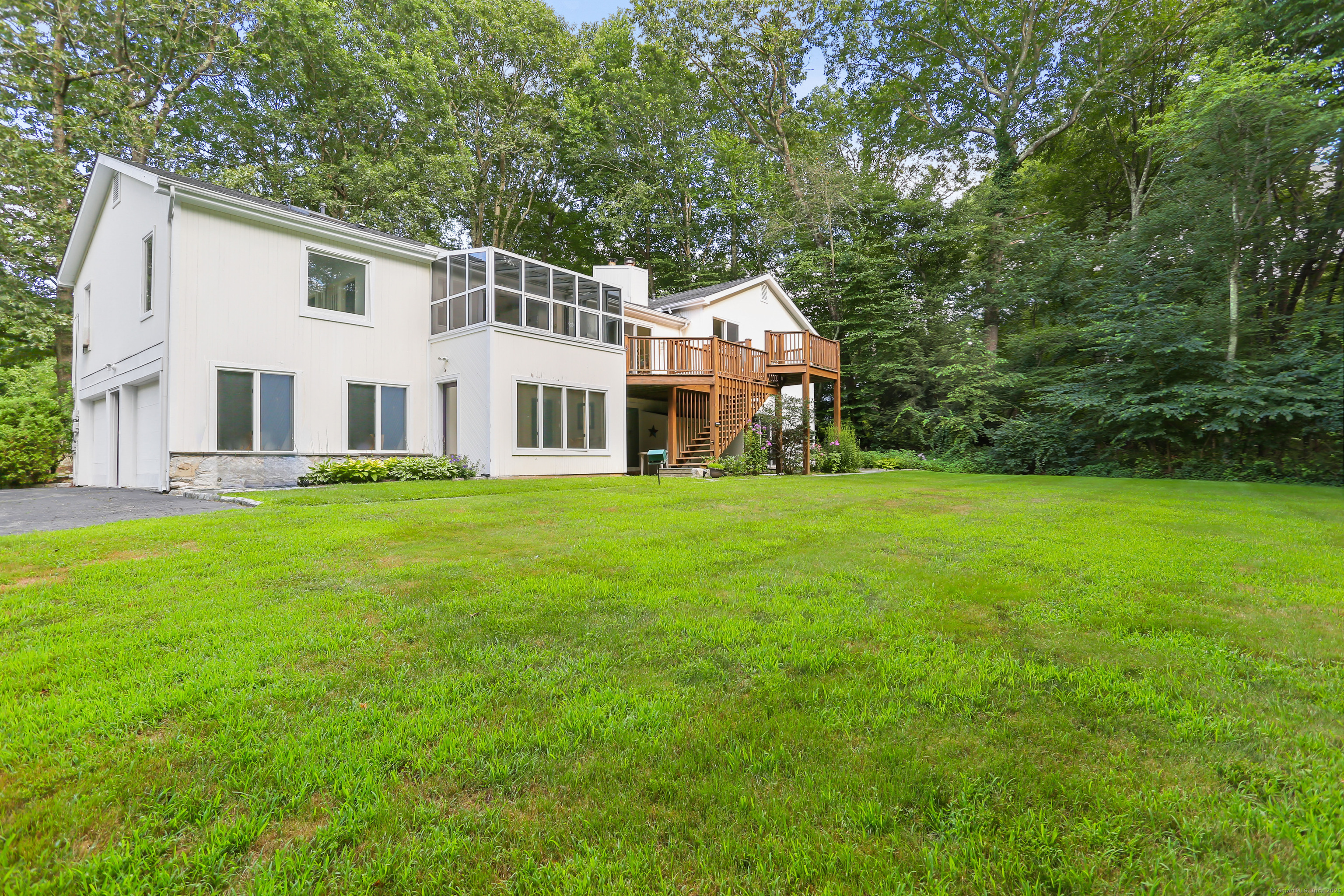 89 Cranbury Drive