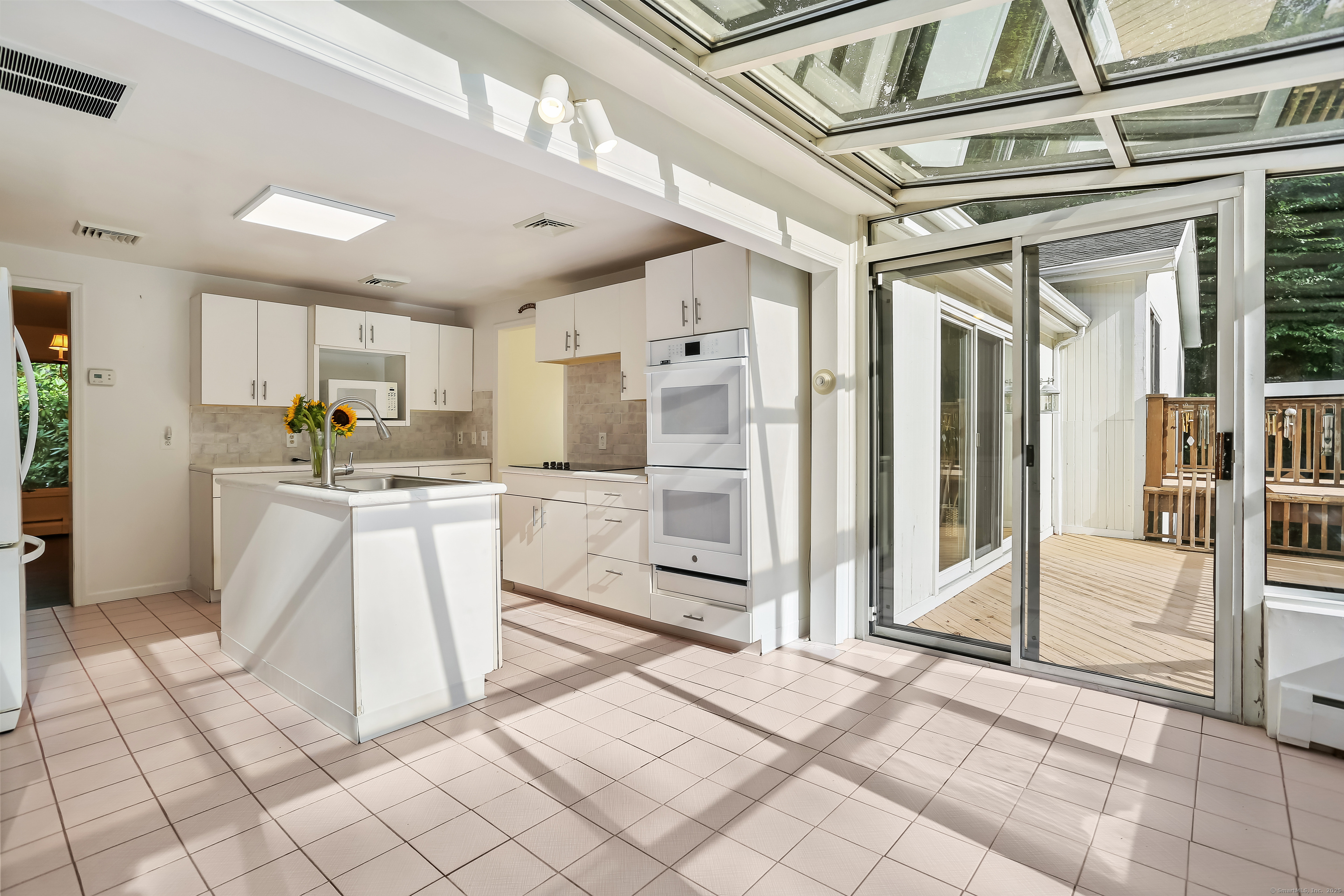 89 Cranbury Drive