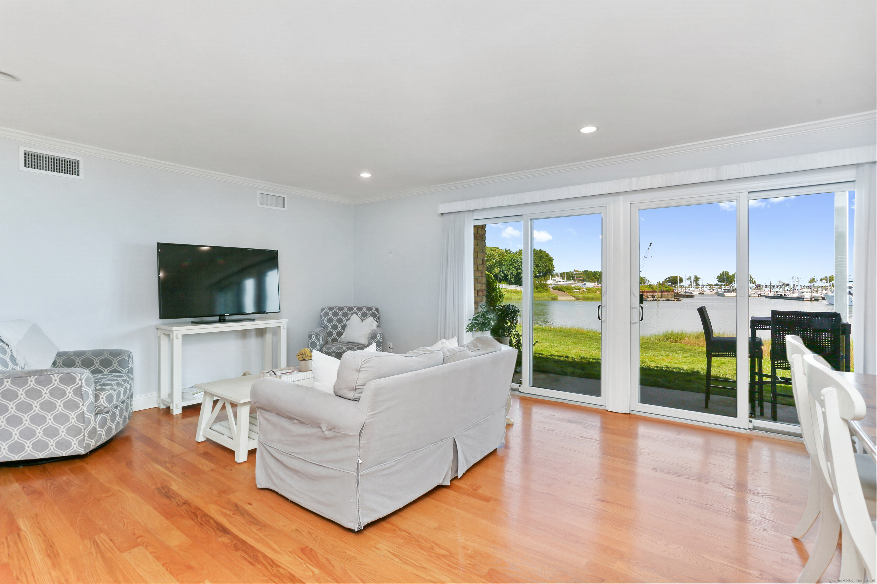 199 Gregory Boulevard APT D4