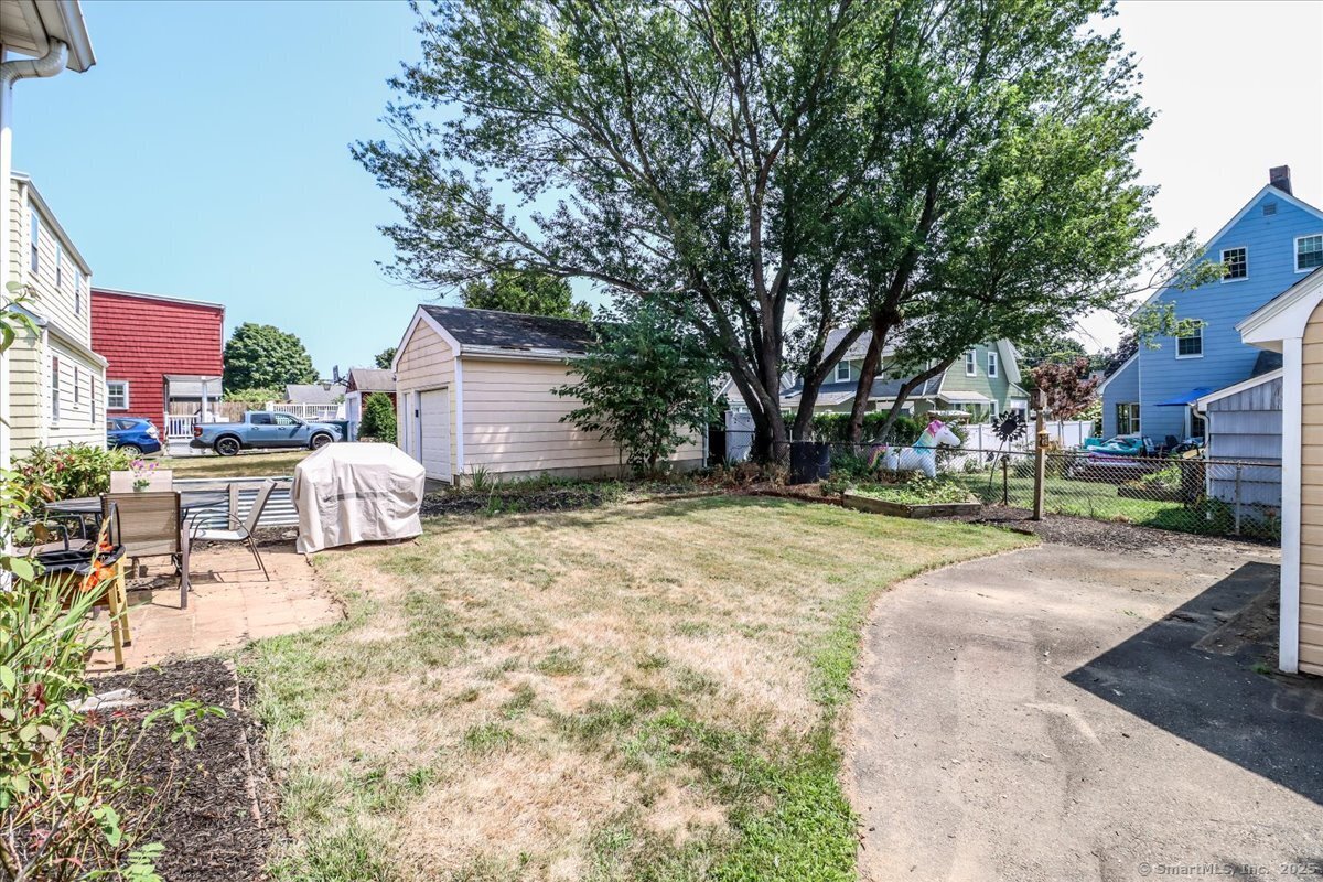 525 Wilcoxson Avenue